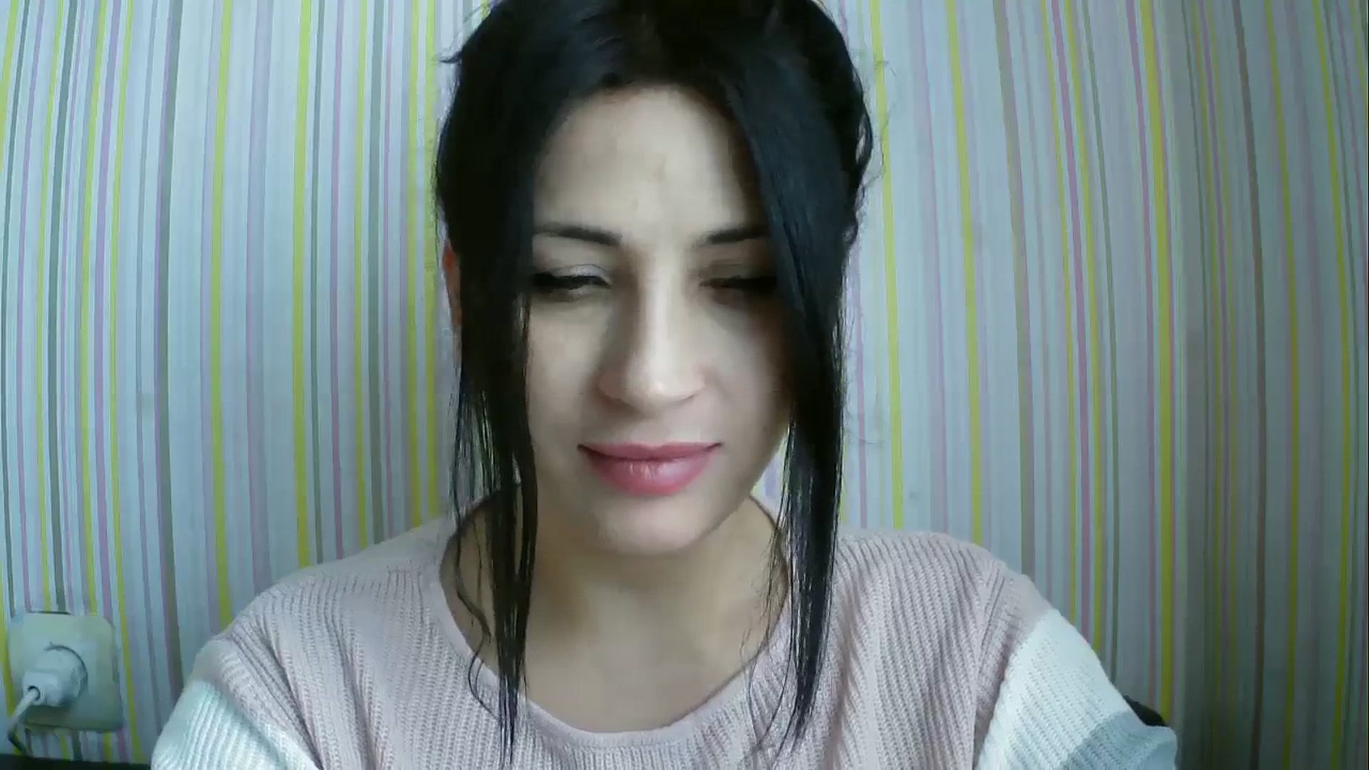 Gallery image thumbnail from SunShine90's myfreecams stream on, 11/17/2025, 11:14 image 8 of 20