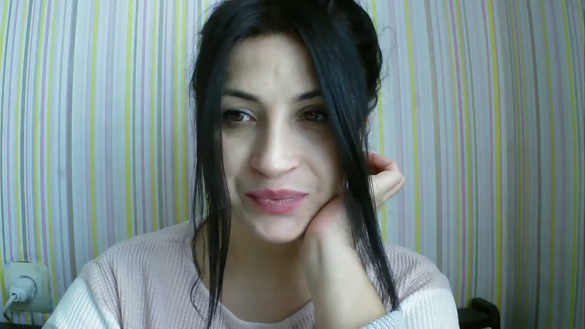 Gallery image thumbnail from SunShine90's myfreecams stream on, 11/17/2025, 11:14 image 7 of 20