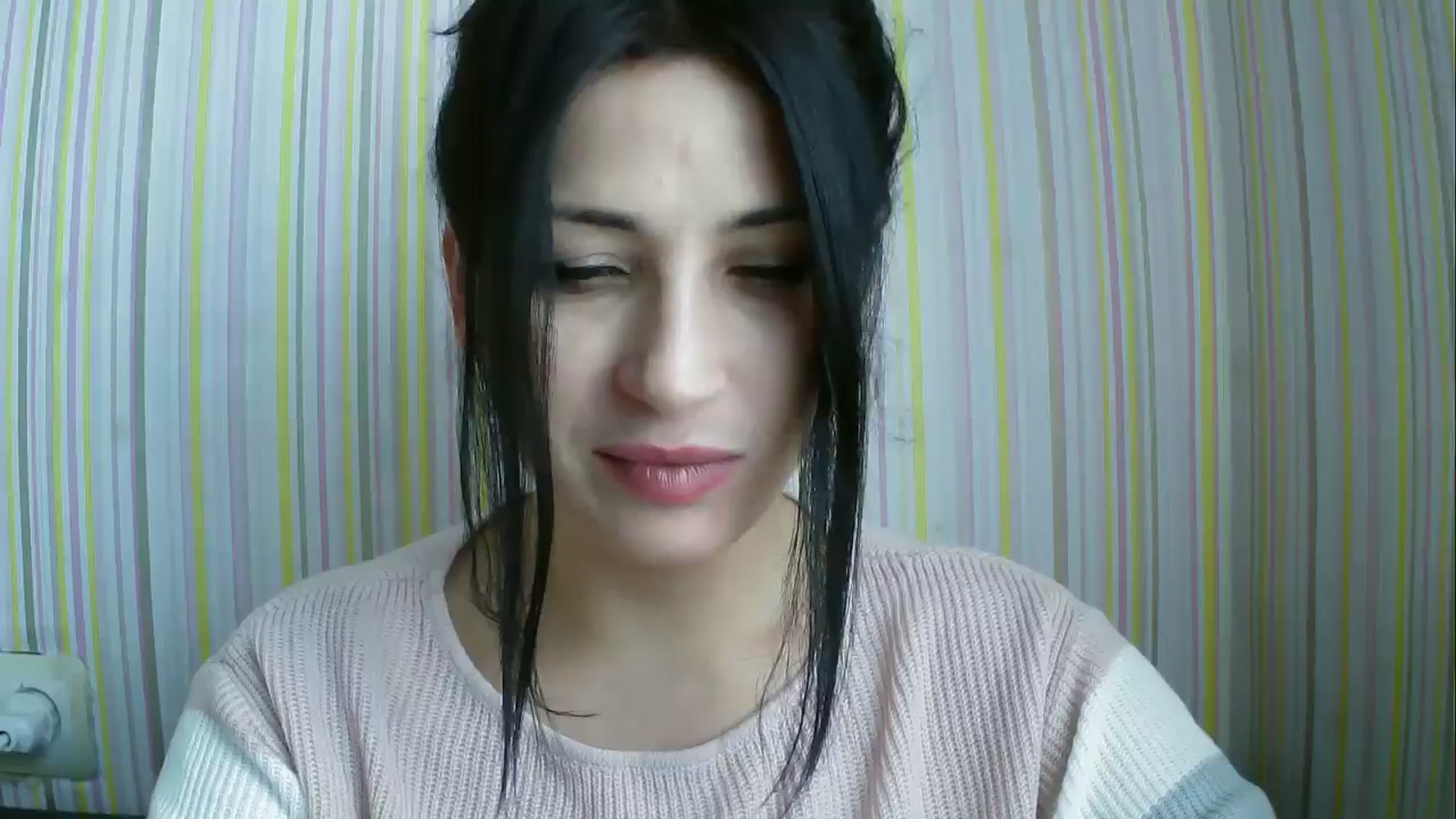 Gallery image thumbnail from SunShine90's myfreecams stream on, 11/17/2025, 11:14 image 14 of 20