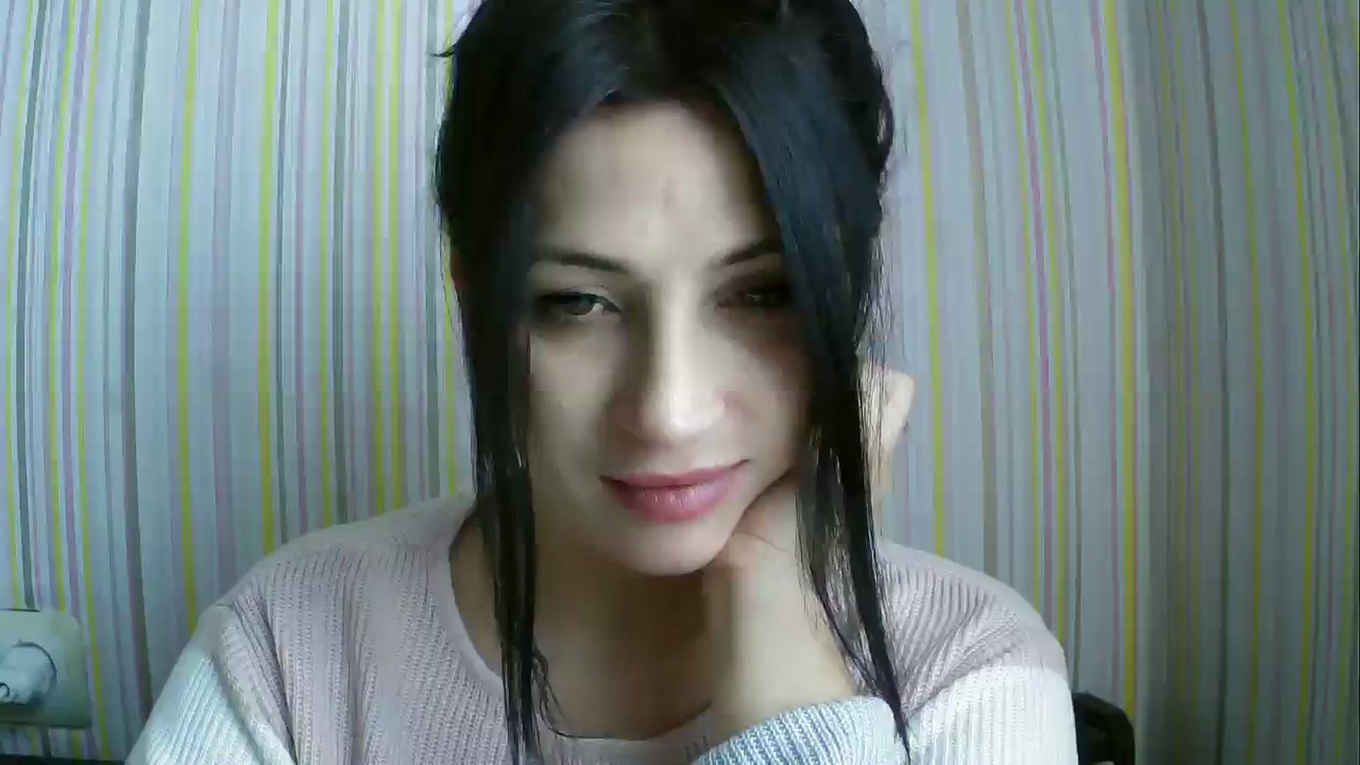 Gallery image thumbnail from SunShine90's myfreecams stream on, 11/17/2025, 11:14 image 20 of 20