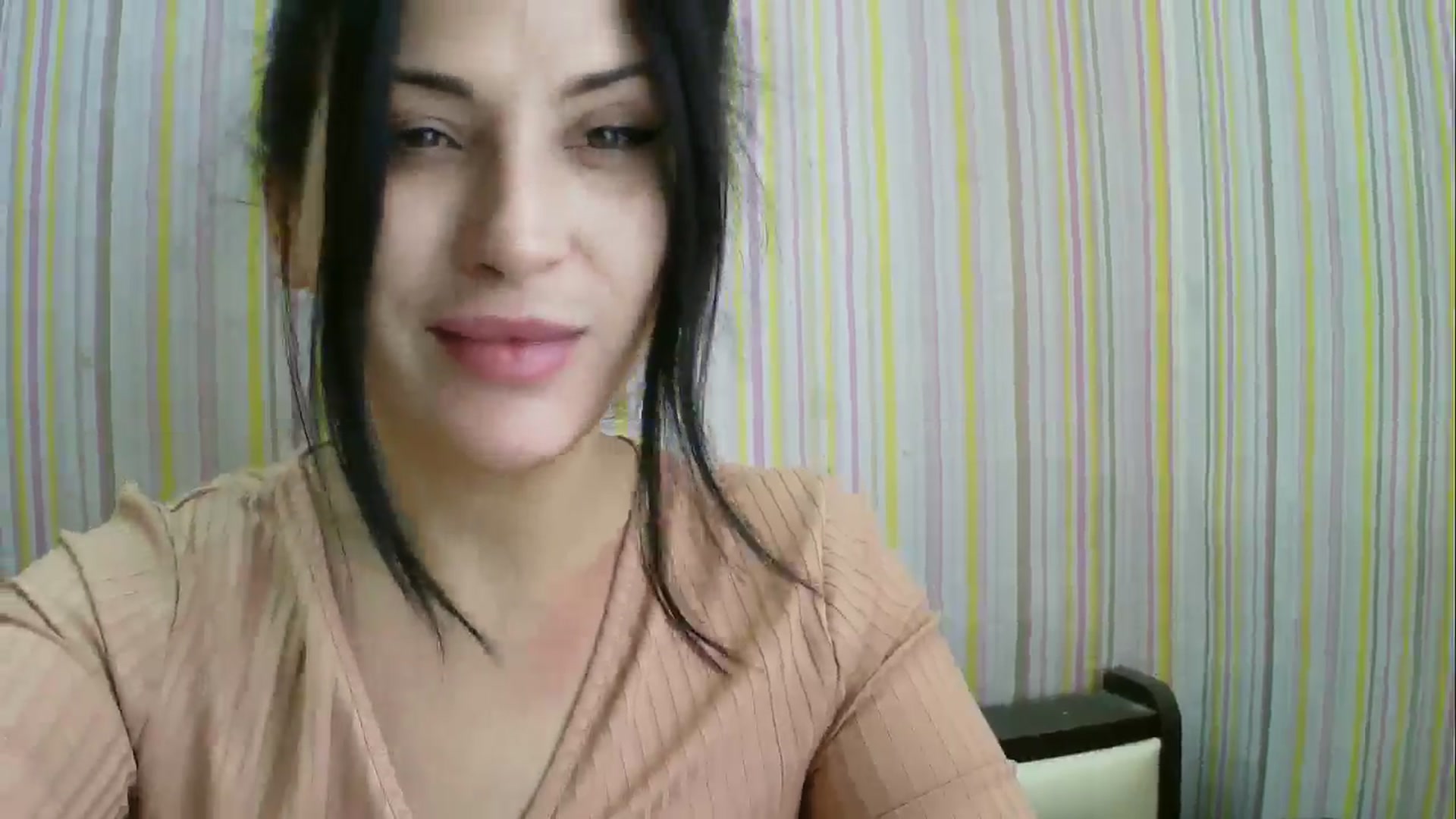 Gallery image thumbnail from SunShine90's myfreecams stream on, 11/19/2025, 10:21 image 19 of 20