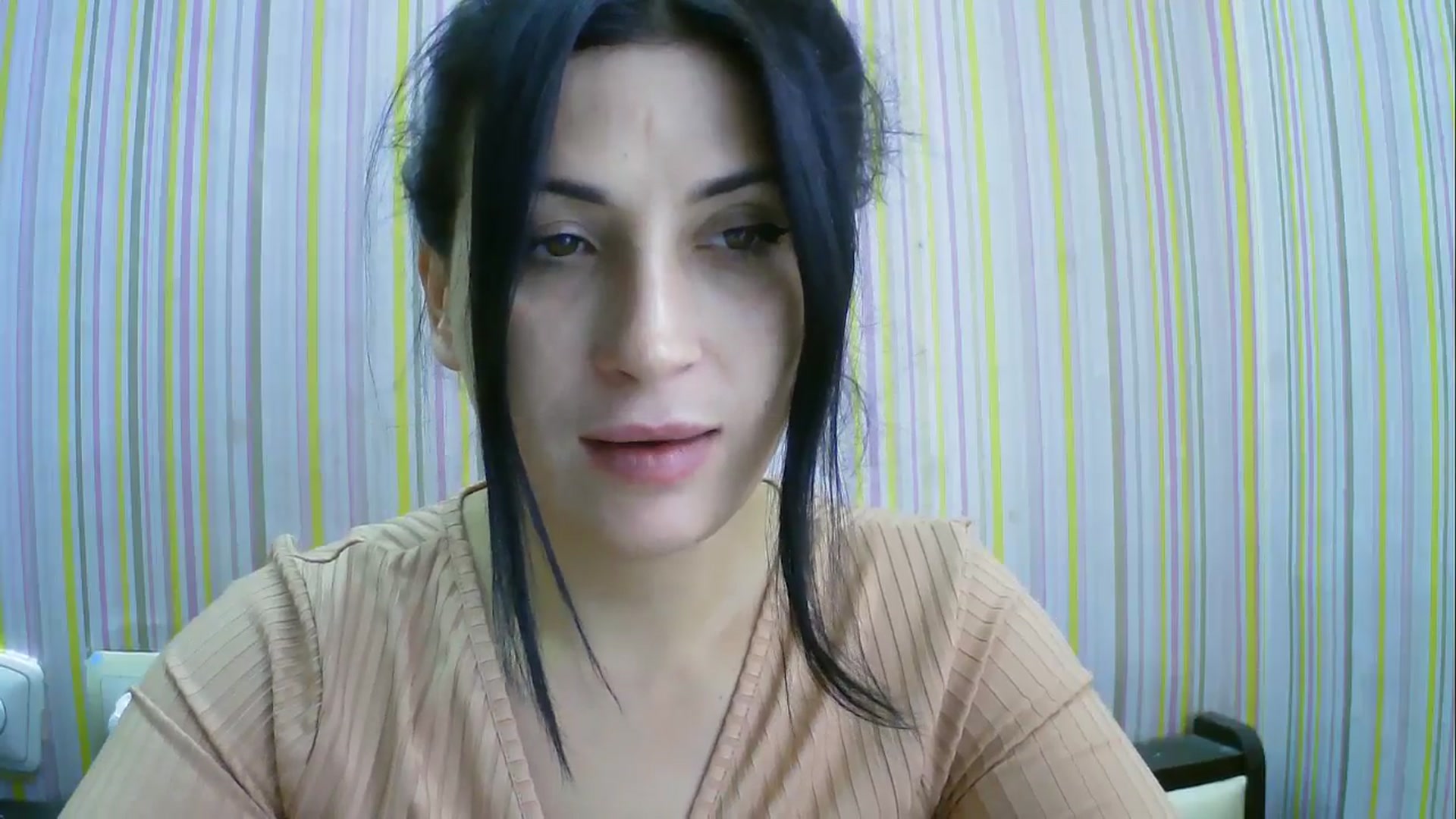 Gallery image thumbnail from SunShine90's myfreecams stream on, 11/19/2025, 12:45 image 20 of 20