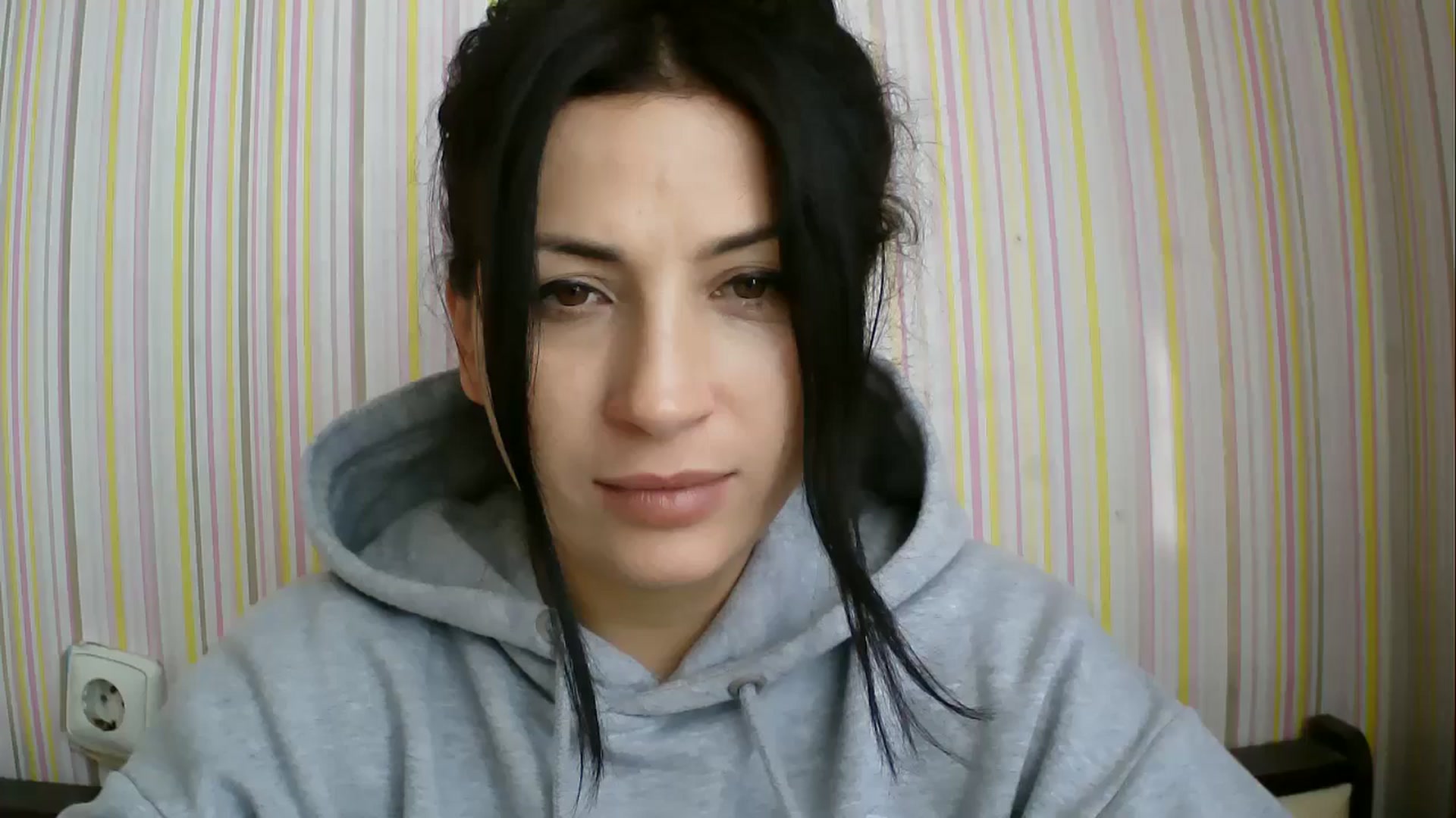 Gallery image thumbnail from SunShine90's myfreecams stream on, 11/21/2025, 10:12 image 4 of 20