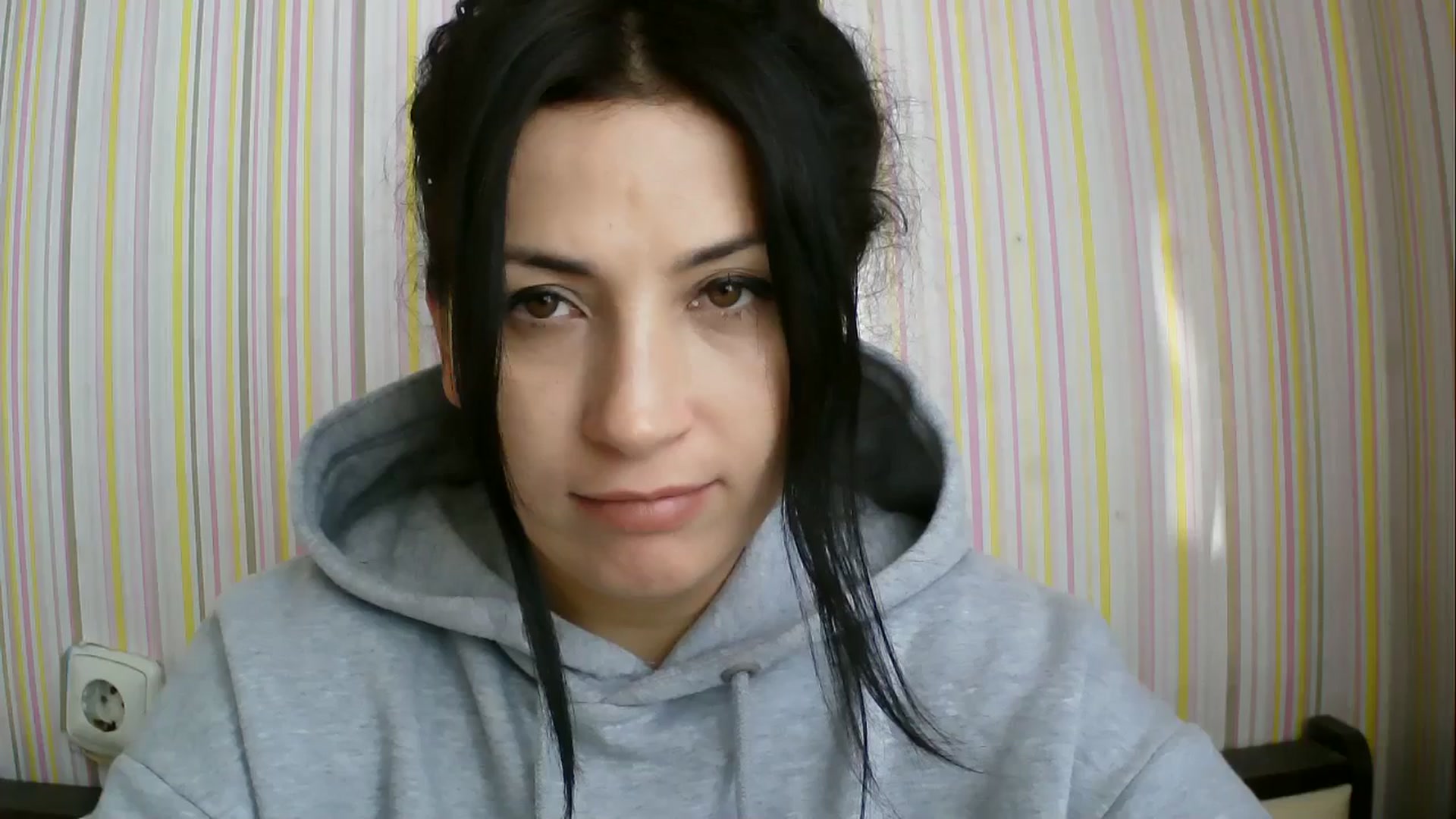 Gallery image thumbnail from SunShine90's myfreecams stream on, 11/21/2025, 10:12 image 1 of 20