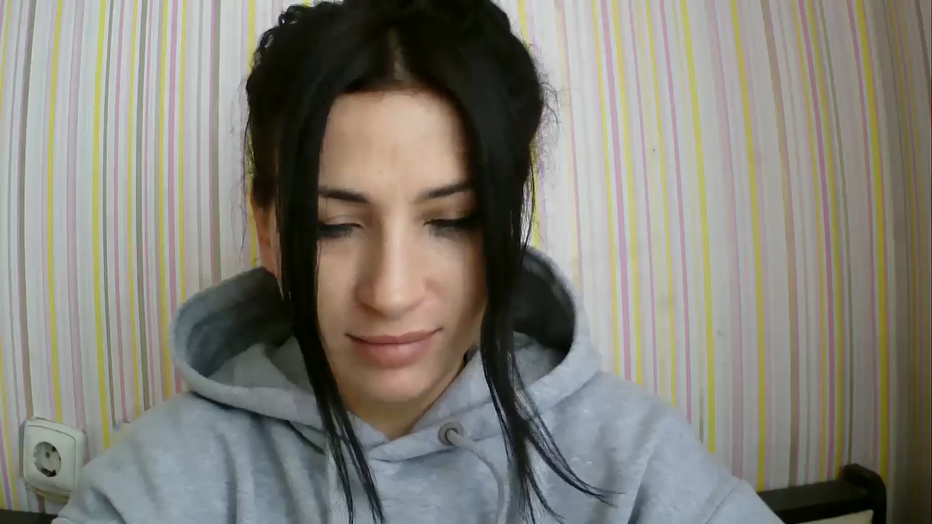 Gallery image thumbnail from SunShine90's myfreecams stream on, 11/21/2025, 10:12 image 11 of 20