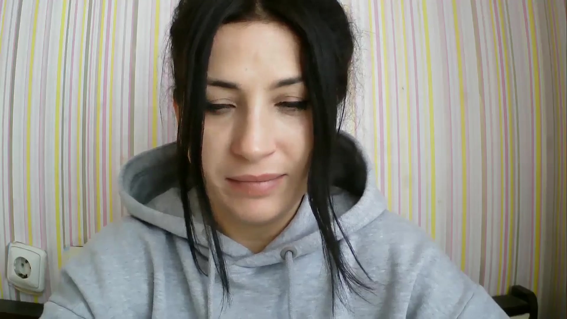 Gallery image thumbnail from SunShine90's myfreecams stream on, 11/21/2025, 10:12 image 14 of 20