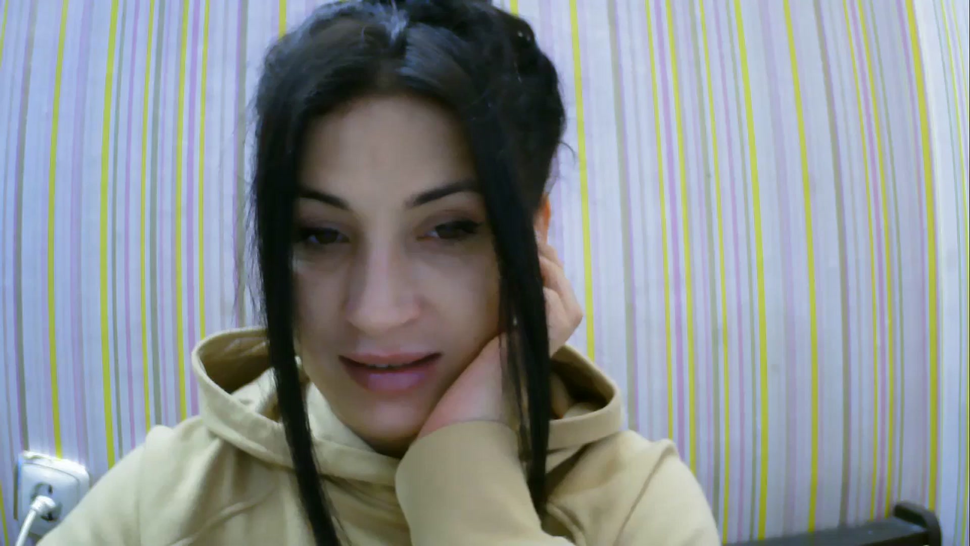 Gallery image thumbnail from SunShine90's myfreecams stream on, 11/30/2025, 11:02 image 12 of 20