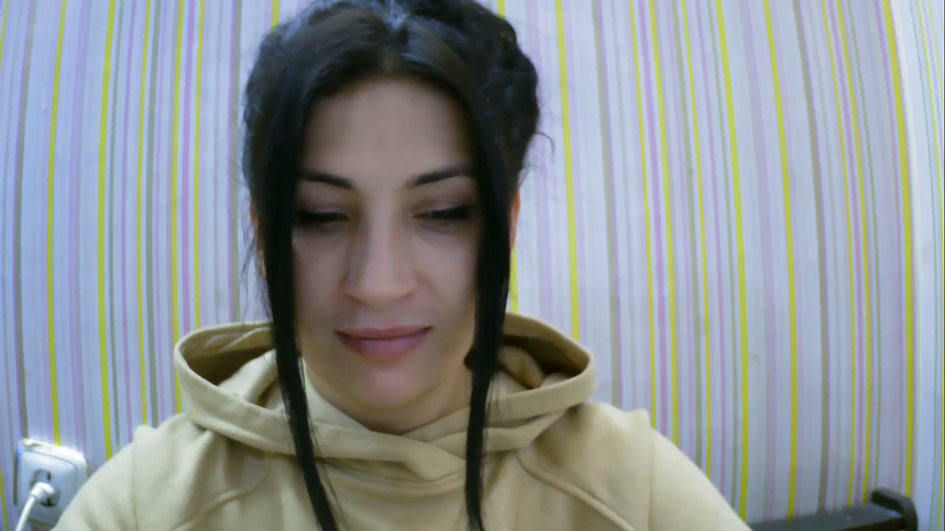 Gallery image thumbnail from SunShine90's myfreecams stream on, 11/30/2025, 11:02 image 17 of 20