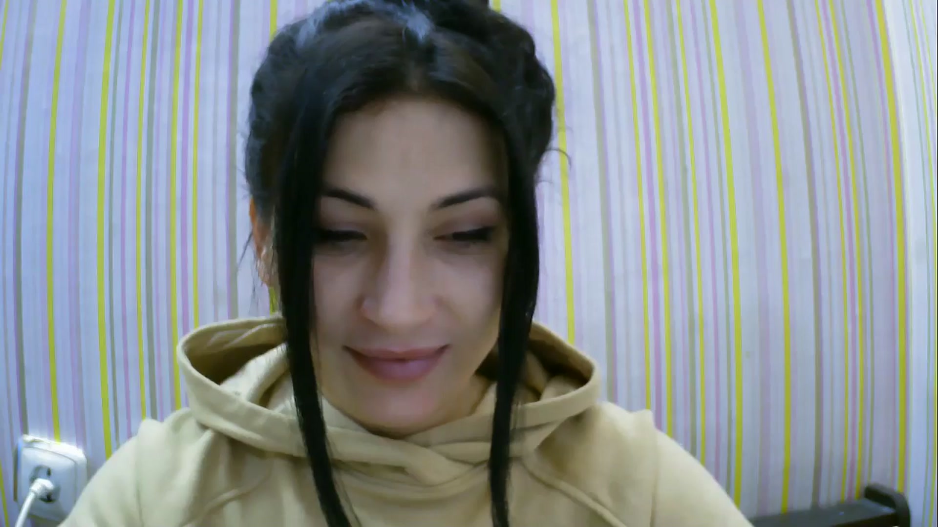Gallery image thumbnail from SunShine90's myfreecams stream on, 11/30/2025, 11:02 image 8 of 20