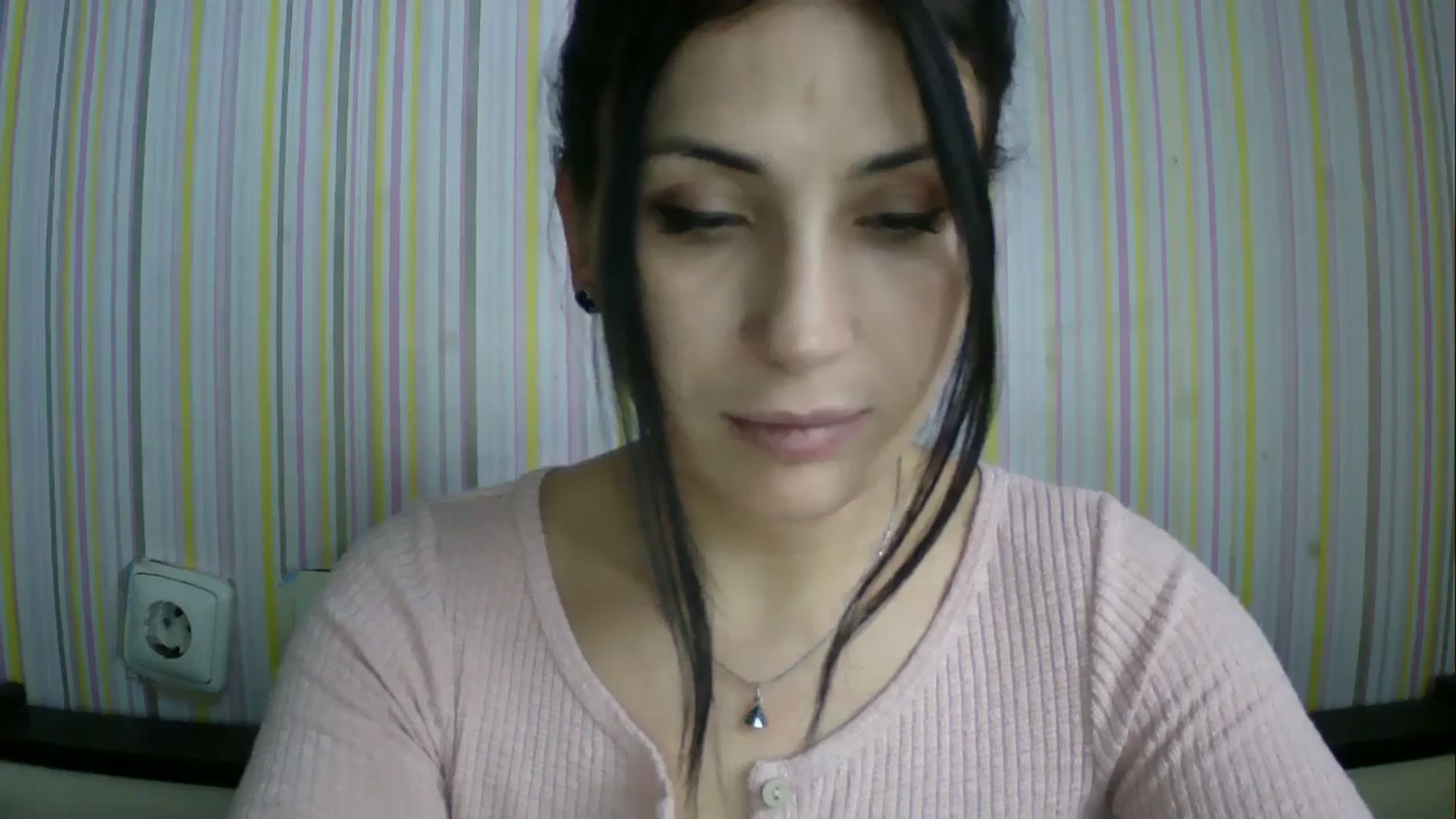 Gallery image thumbnail from SunShine90's myfreecams stream on, 12/23/2025, 13:26 image 13 of 20