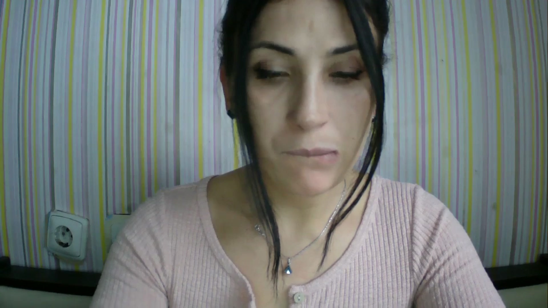 Gallery image thumbnail from SunShine90's myfreecams stream on, 12/23/2025, 13:26 image 12 of 20