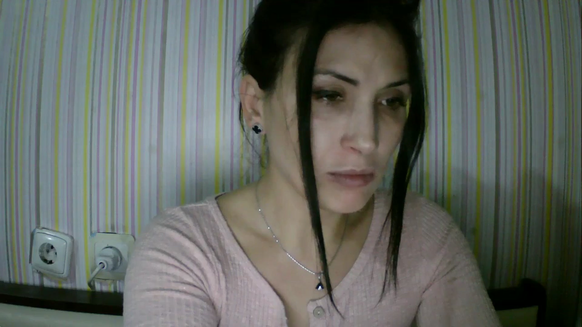 Gallery image thumbnail from SunShine90's myfreecams stream on, 12/23/2025, 15:03 image 15 of 20