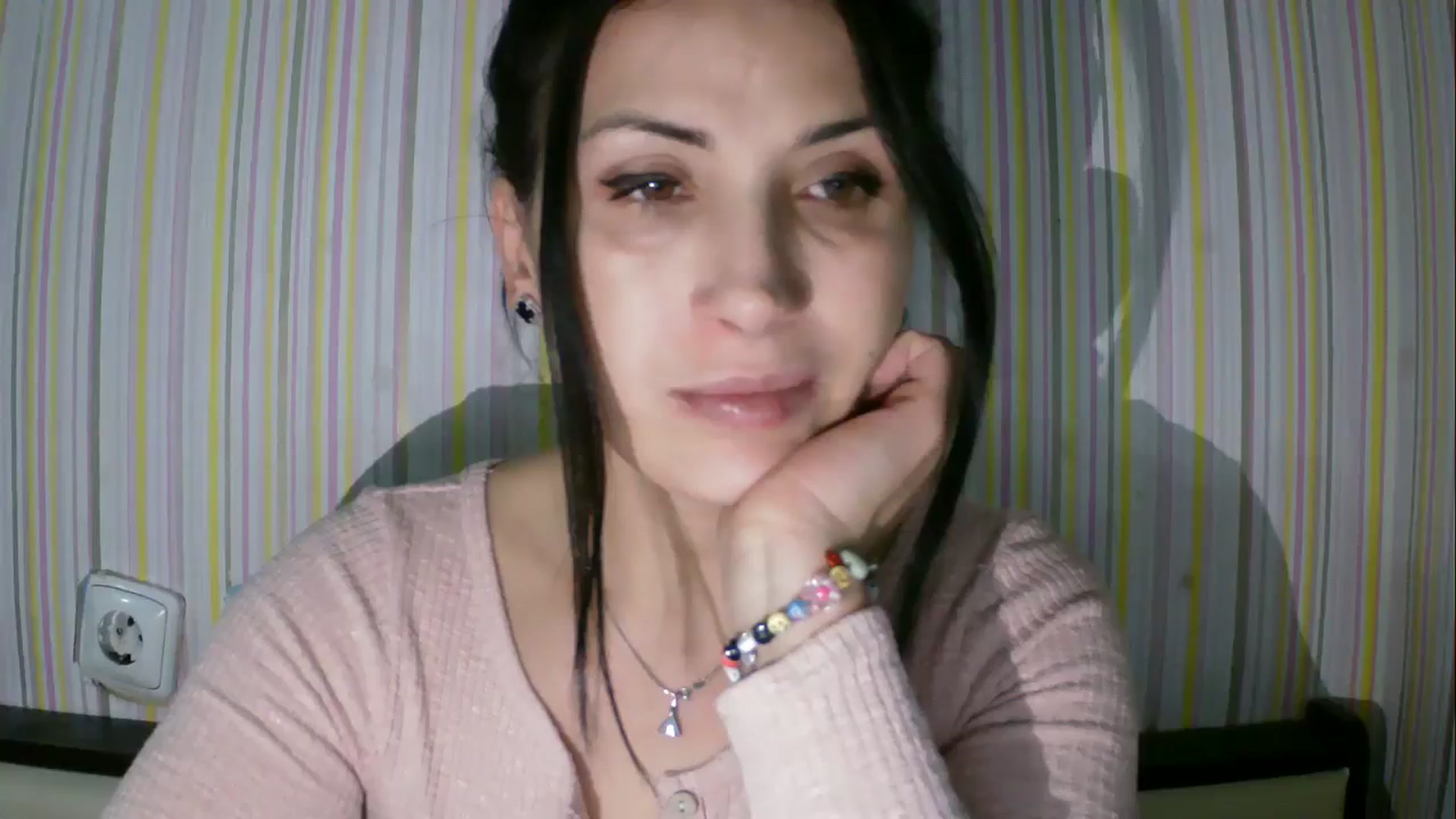 Gallery image thumbnail from SunShine90's myfreecams stream on, 12/23/2025, 15:03 image 4 of 20
