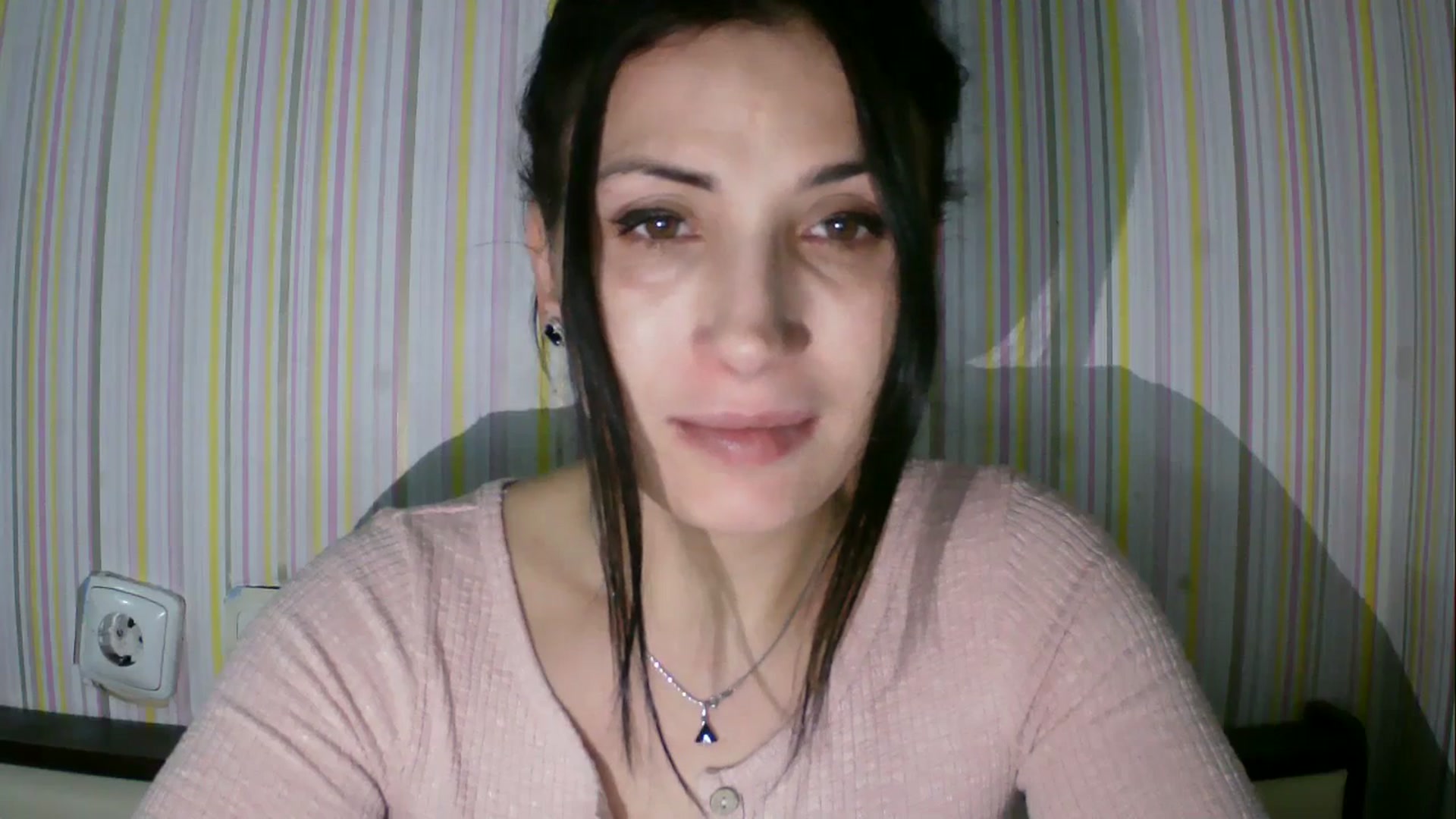 Gallery image thumbnail from SunShine90's myfreecams stream on, 12/23/2025, 15:03 image 8 of 20