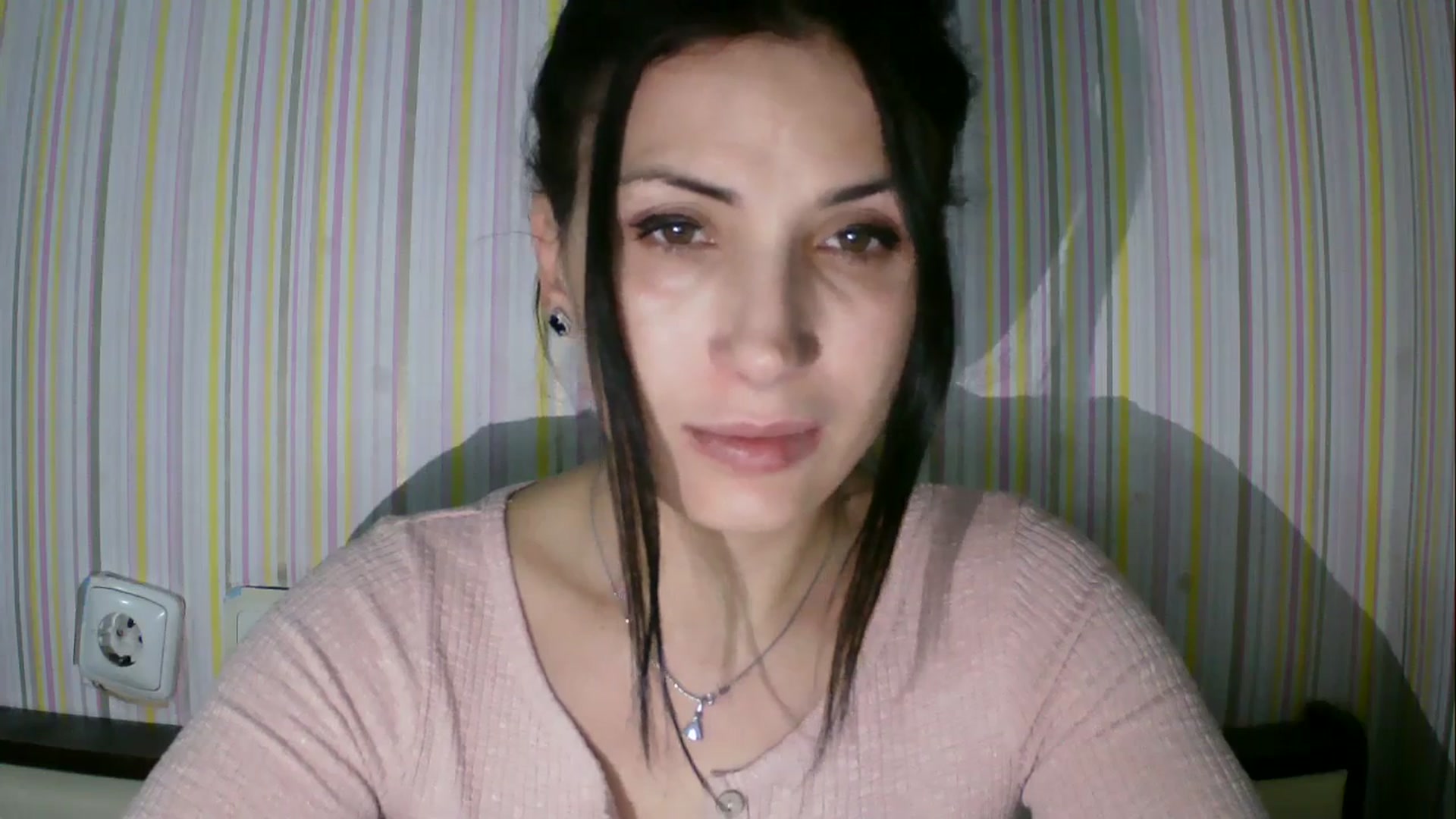Gallery image thumbnail from SunShine90's myfreecams stream on, 12/23/2025, 15:03 image 7 of 20