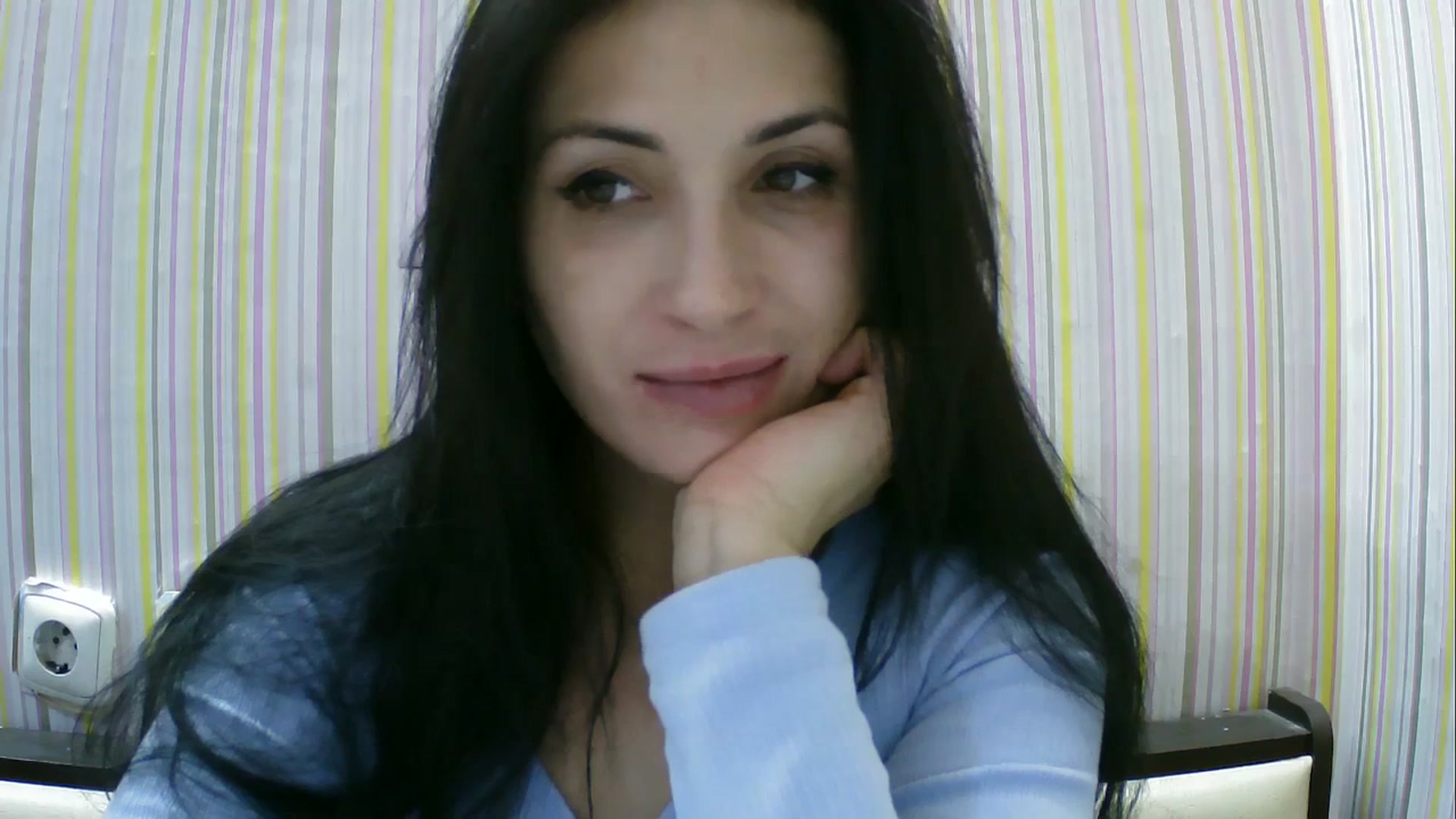Gallery image thumbnail from SunShine90's myfreecams stream on, 12/24/2025, 17:24 image 18 of 20