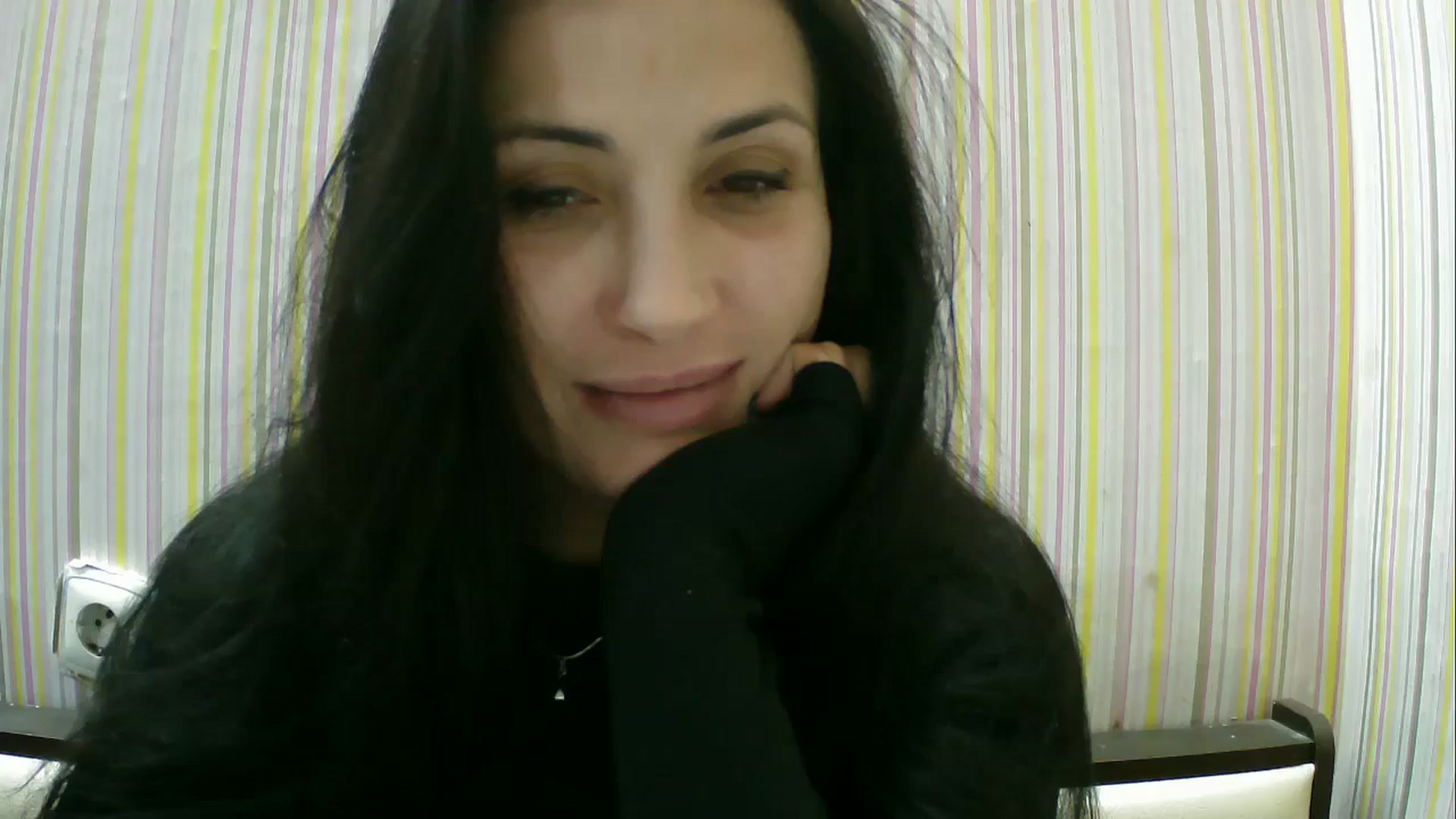 Gallery image thumbnail from SunShine90's myfreecams stream on, 12/26/2025, 16:24 image 9 of 20