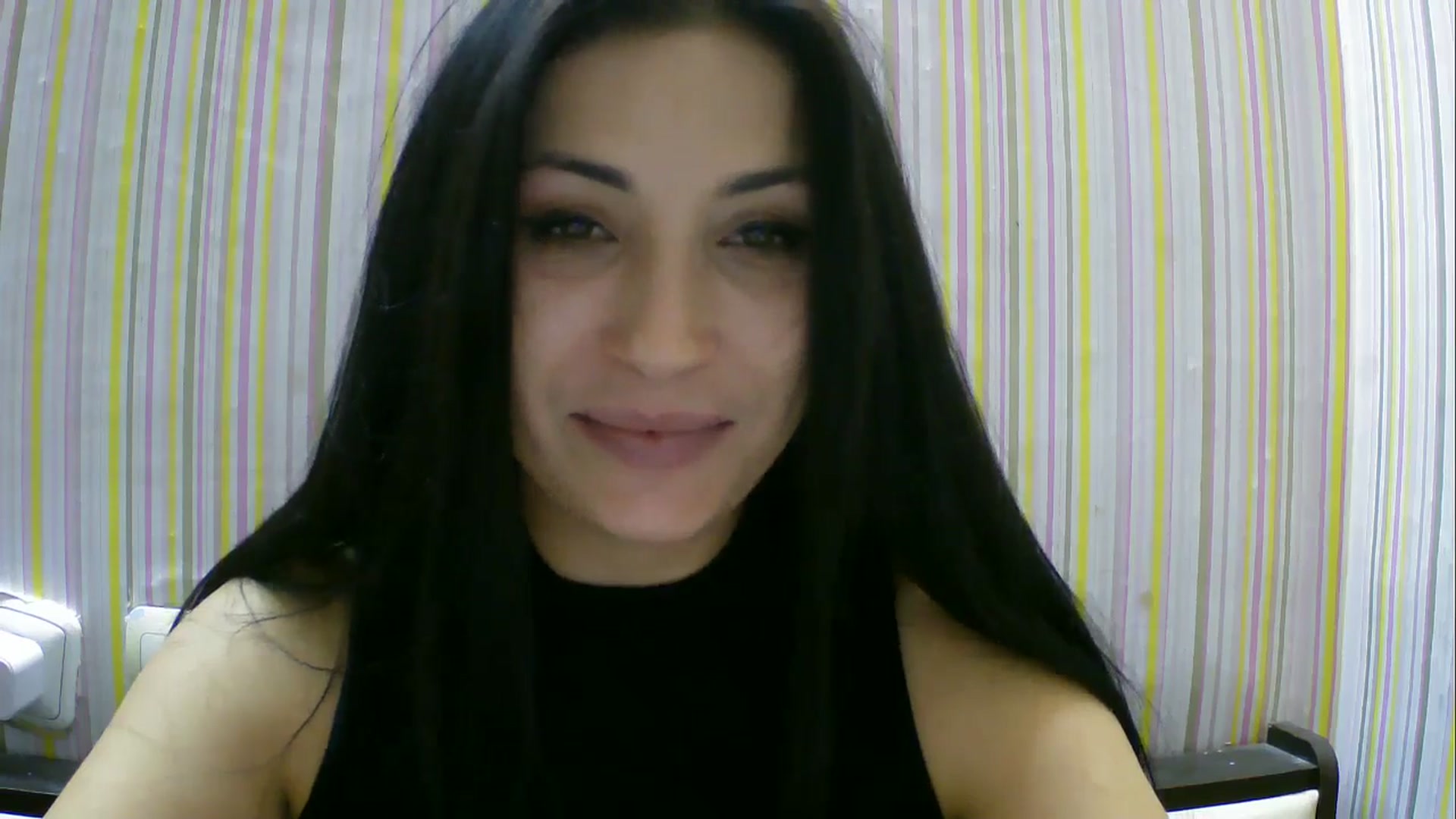 Gallery image thumbnail from SunShine90's myfreecams stream on, 12/28/2025, 15:09 image 16 of 20