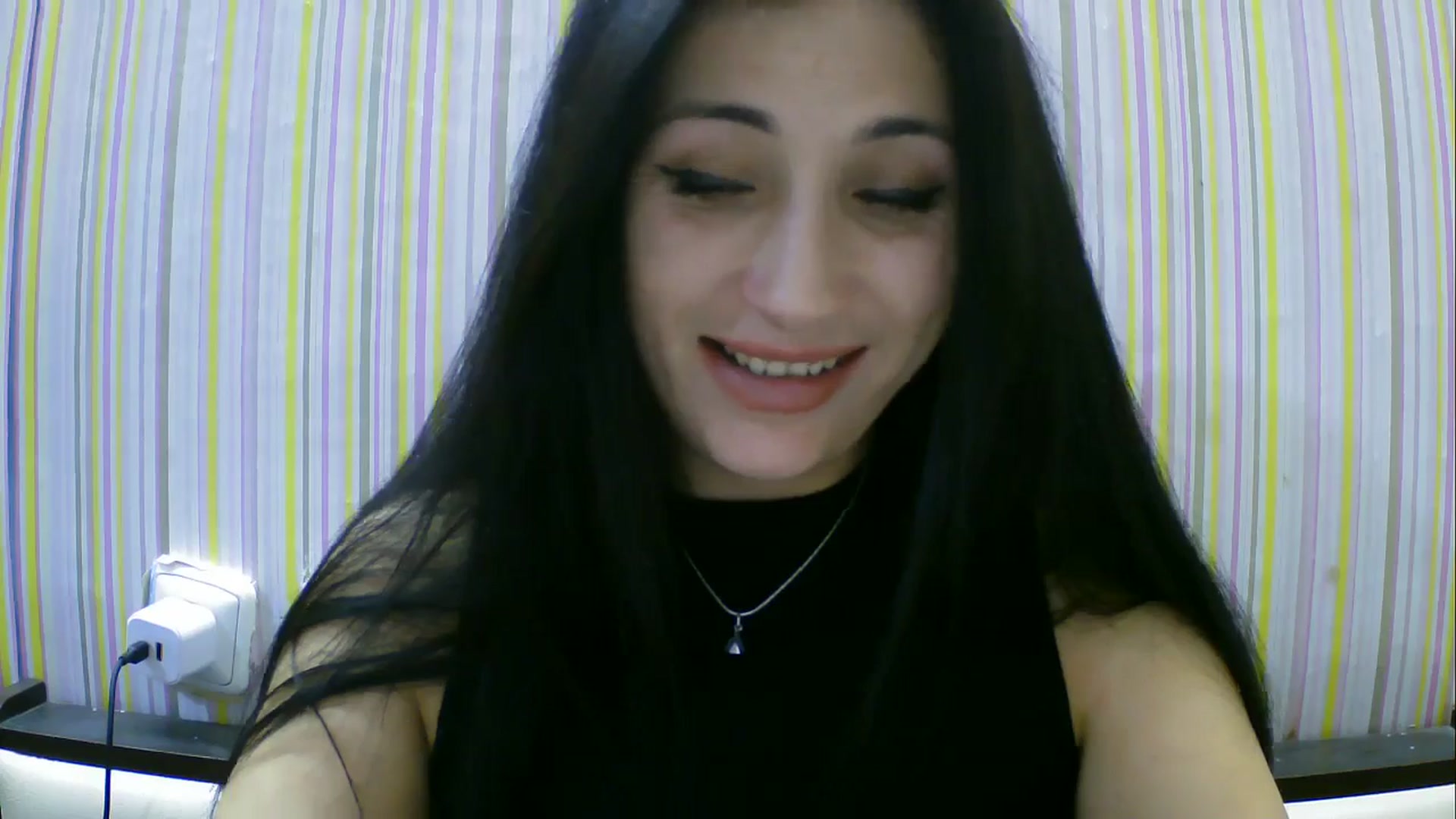 Gallery image thumbnail from SunShine90's myfreecams stream on, 12/28/2025, 18:11 image 20 of 20