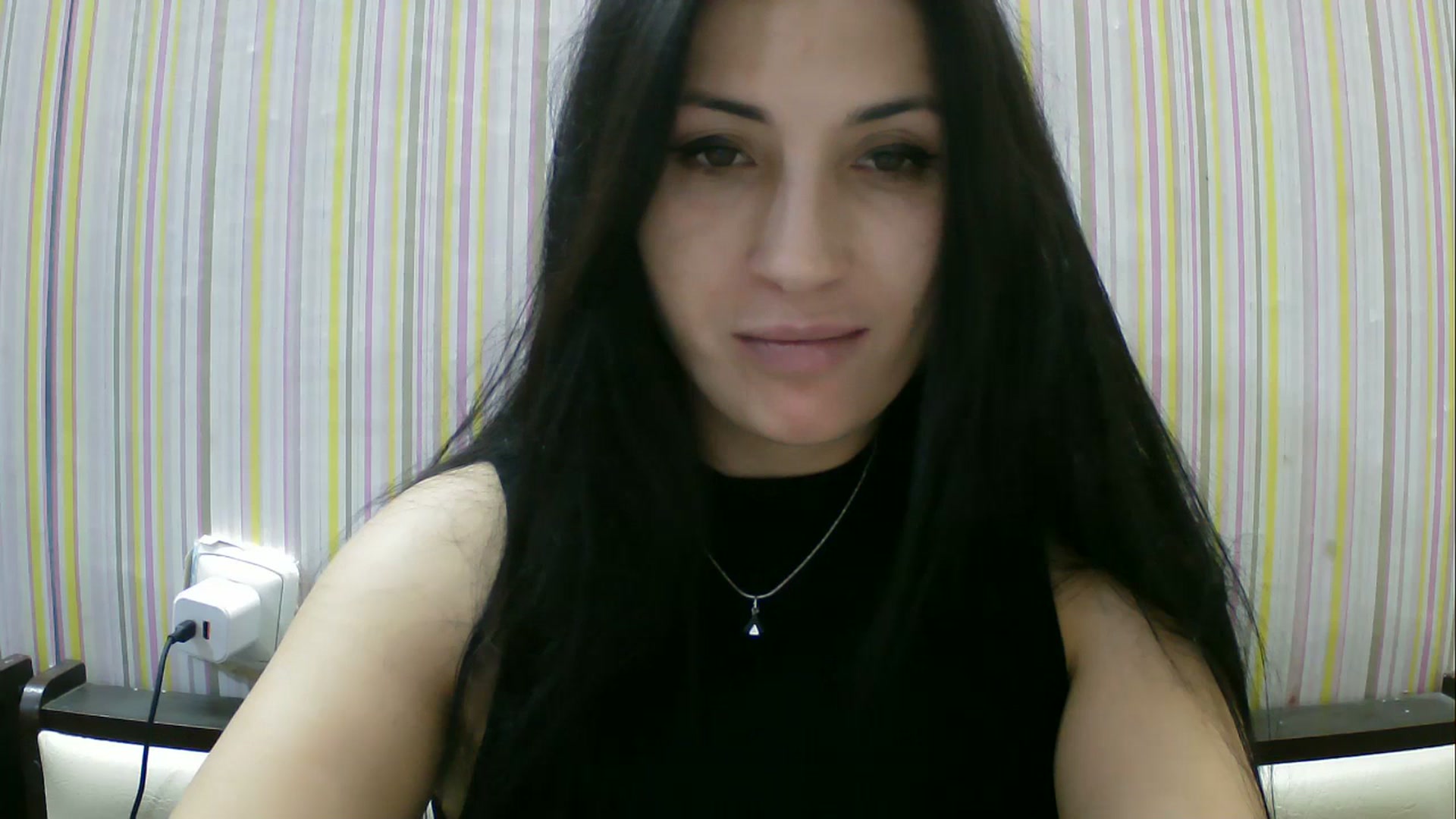 Gallery image thumbnail from SunShine90's myfreecams stream on, 12/28/2025, 18:11 image 4 of 20