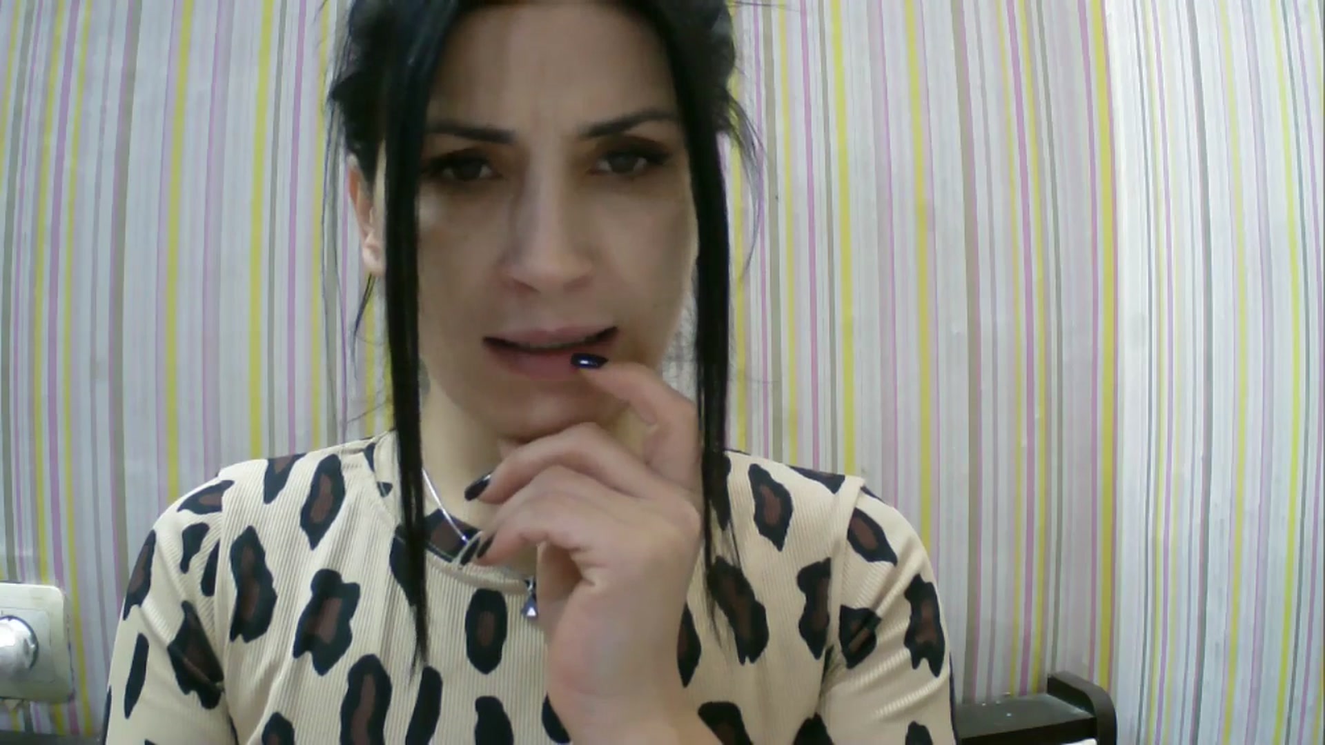 Gallery image thumbnail from SunShine90's myfreecams stream on, 01/02/2026, 18:09 image 12 of 20