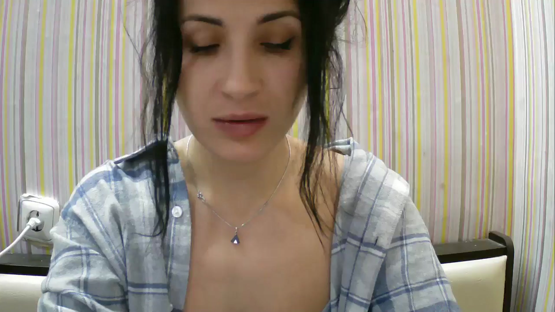 Gallery image thumbnail from SunShine90's myfreecams stream on, 01/03/2026, 20:13 image 8 of 20