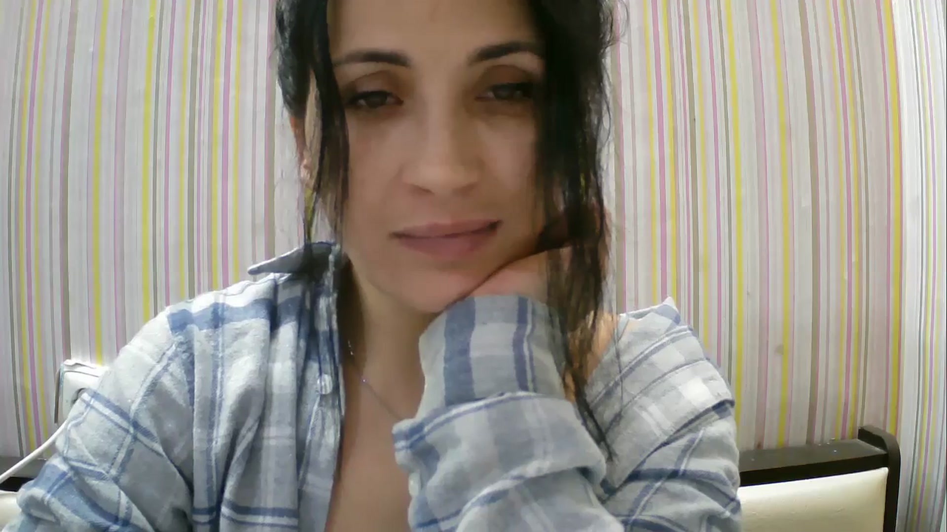 Gallery image thumbnail from SunShine90's myfreecams stream on, 01/03/2026, 20:13 image 19 of 20