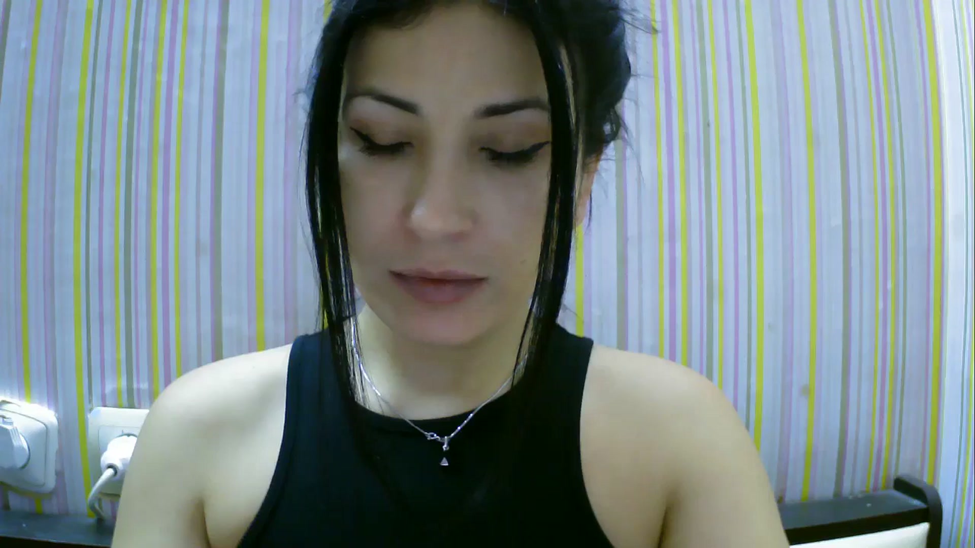 Gallery image thumbnail from SunShine90's myfreecams stream on, 01/09/2026, 14:46 image 11 of 20