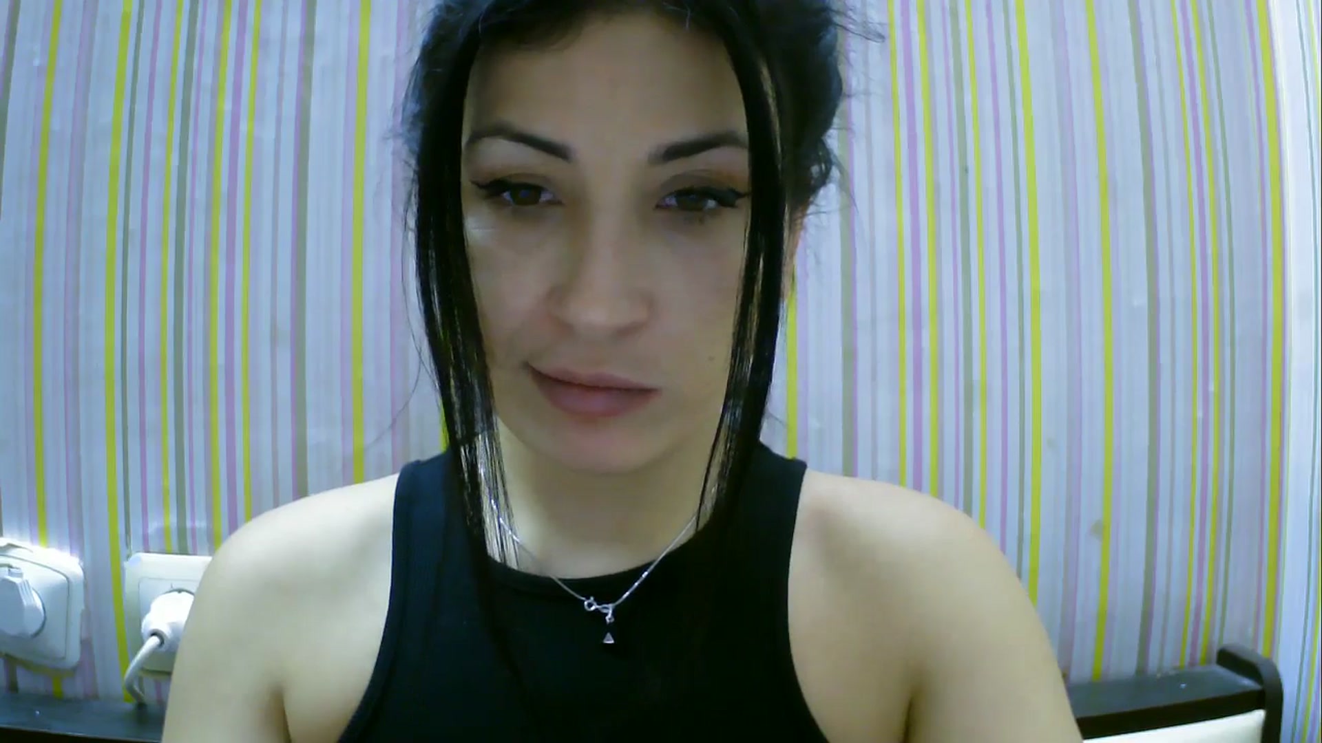 Gallery image thumbnail from SunShine90's myfreecams stream on, 01/09/2026, 14:46 image 13 of 20
