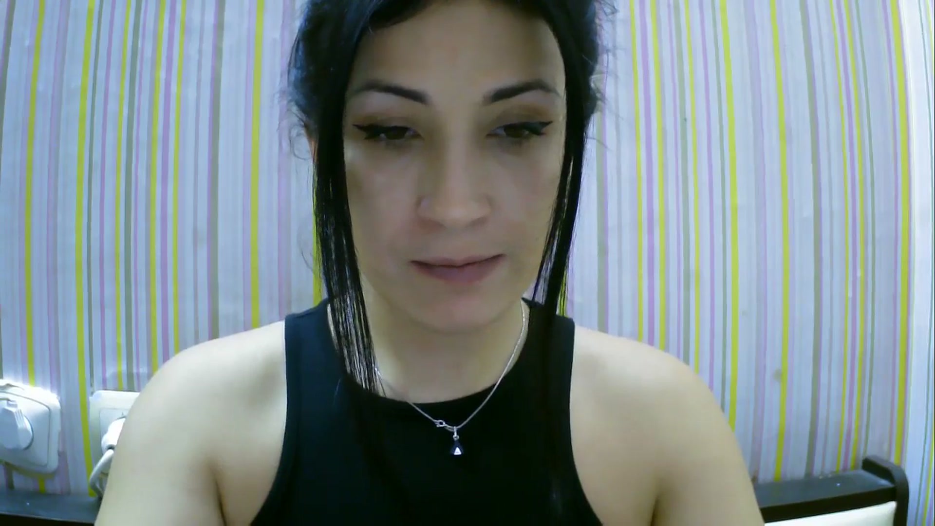 Gallery image thumbnail from SunShine90's myfreecams stream on, 01/09/2026, 14:46 image 4 of 20