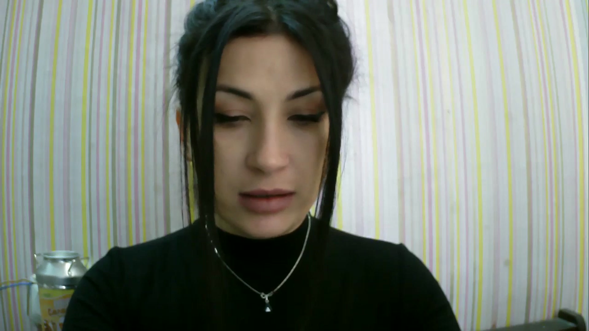 Gallery image thumbnail from SunShine90's myfreecams stream on, 01/11/2026, 13:10 image 17 of 20