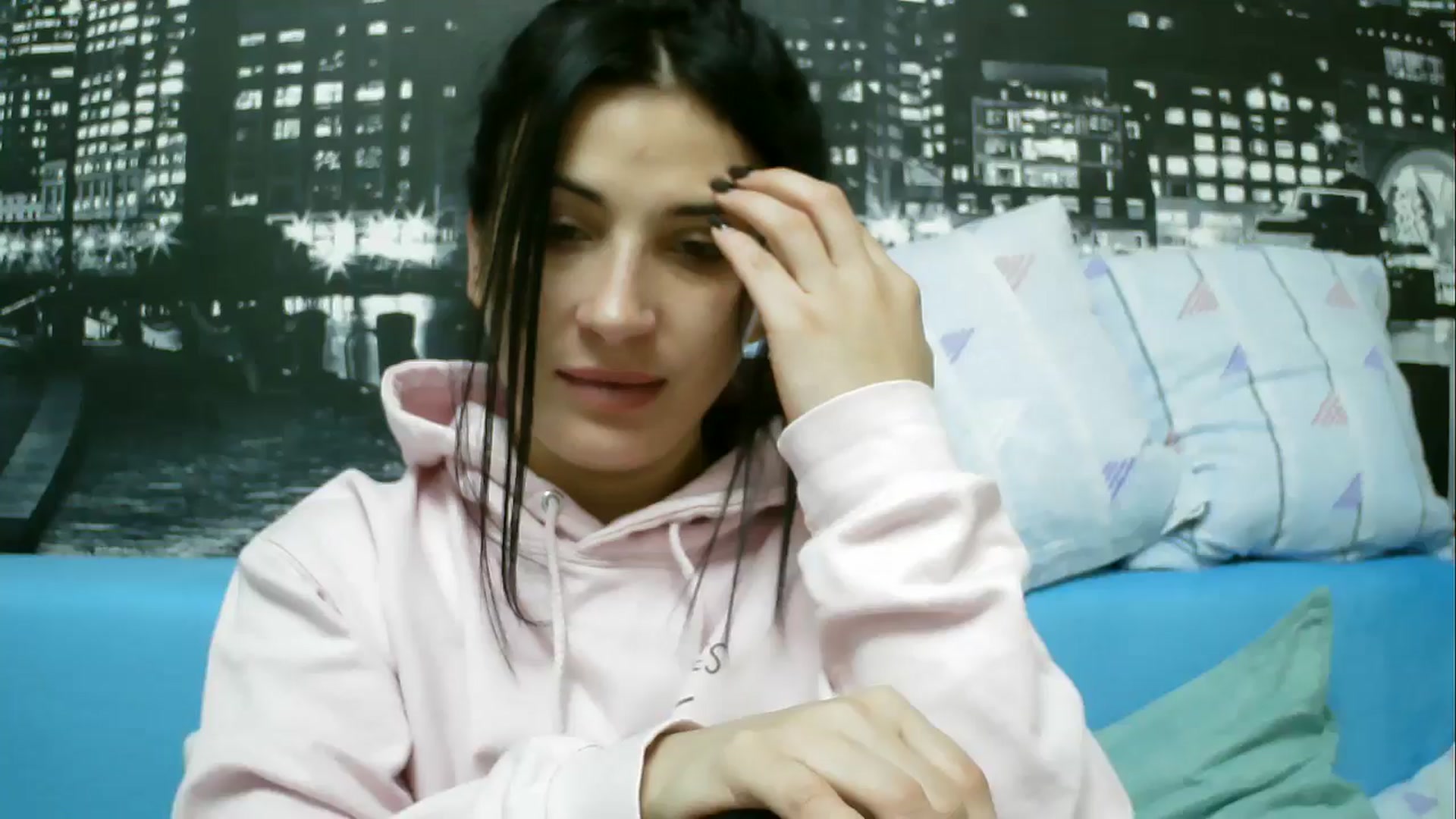 Gallery image thumbnail from SunShine90's myfreecams stream on, 01/17/2026, 12:27 image 1 of 20
