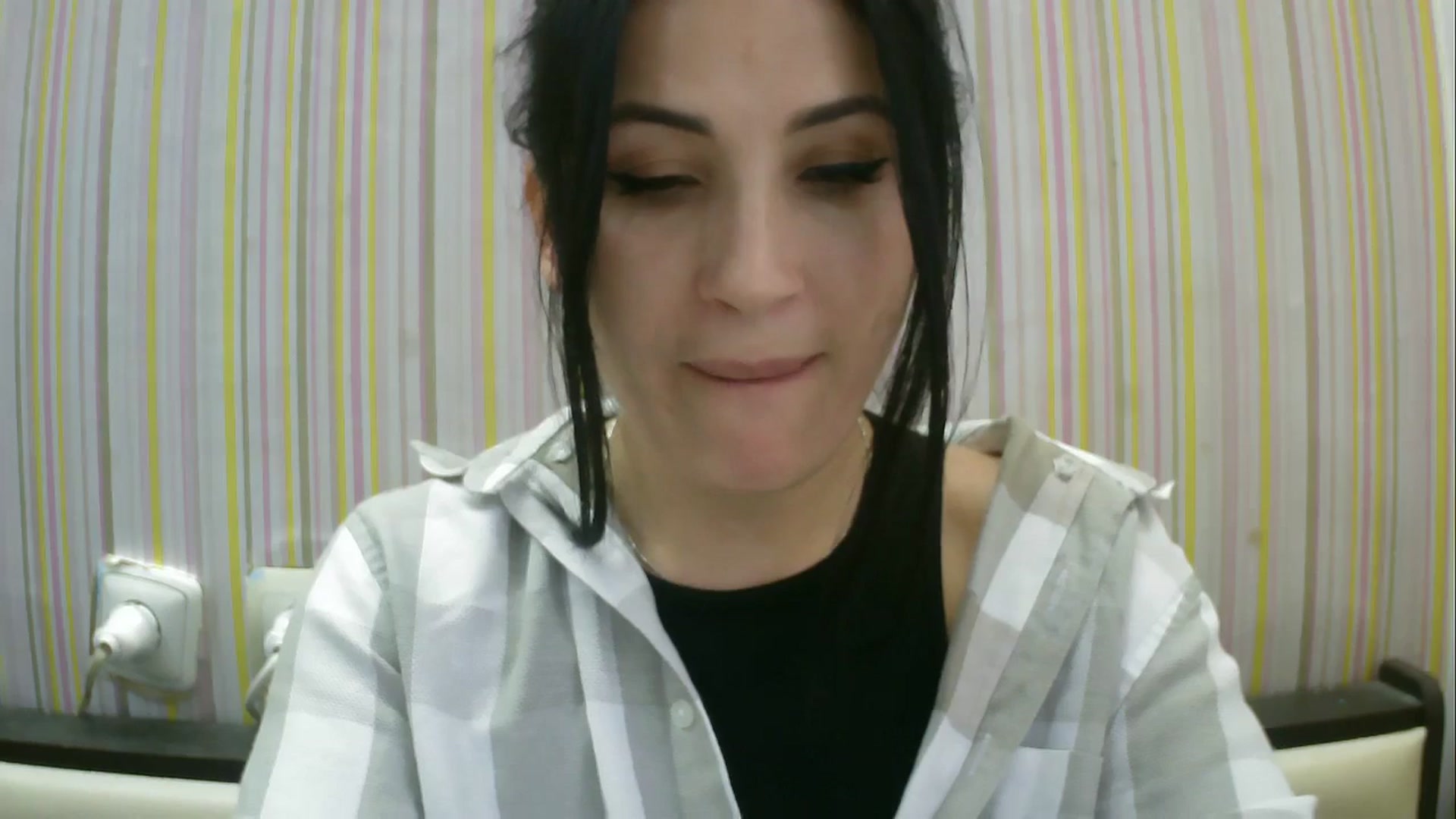 Gallery image thumbnail from SunShine90's myfreecams stream on, 01/30/2026, 12:15 image 6 of 20
