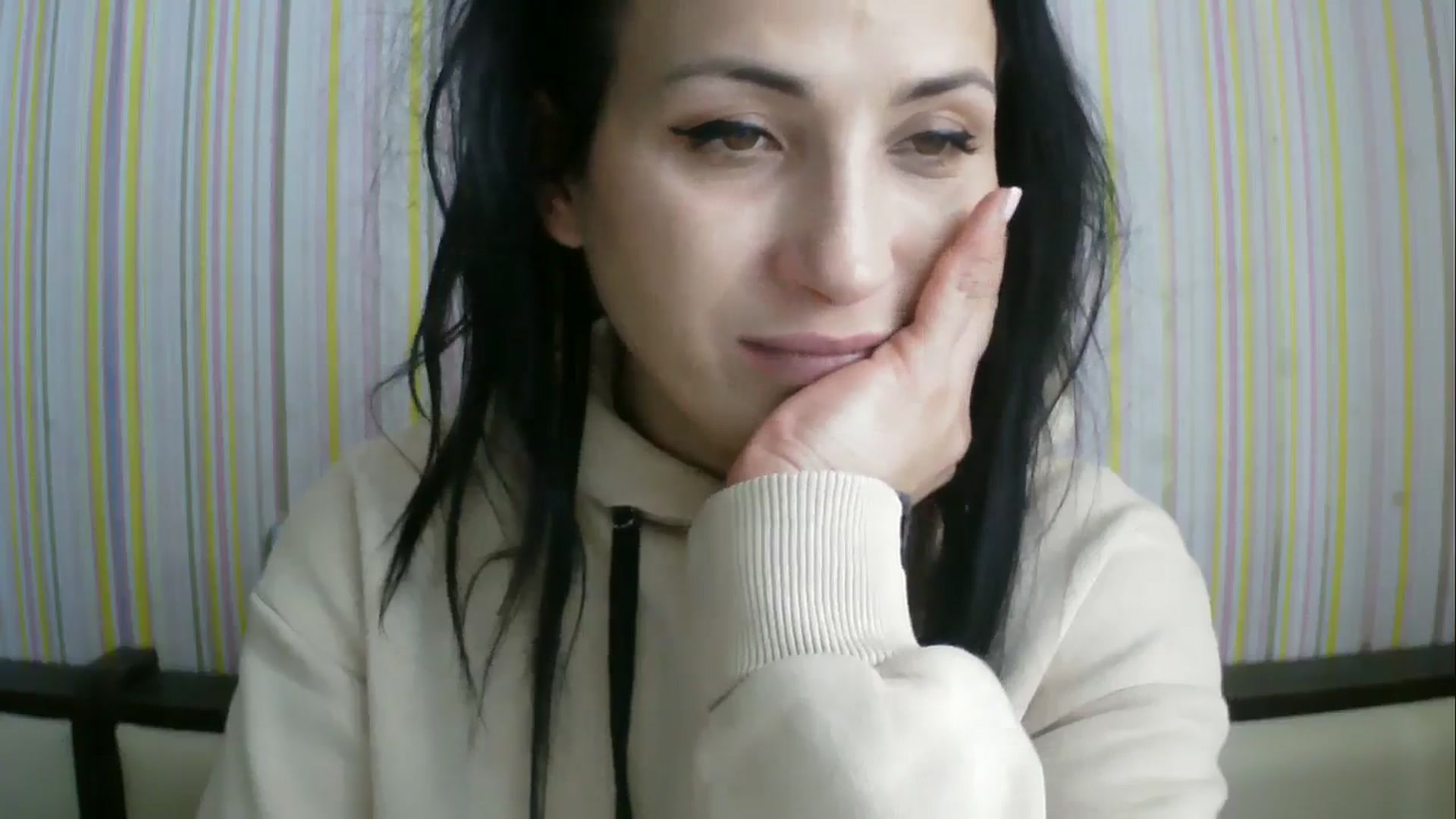 Gallery image thumbnail from SunShine90's myfreecams stream on, 02/04/2026, 12:13 image 14 of 20