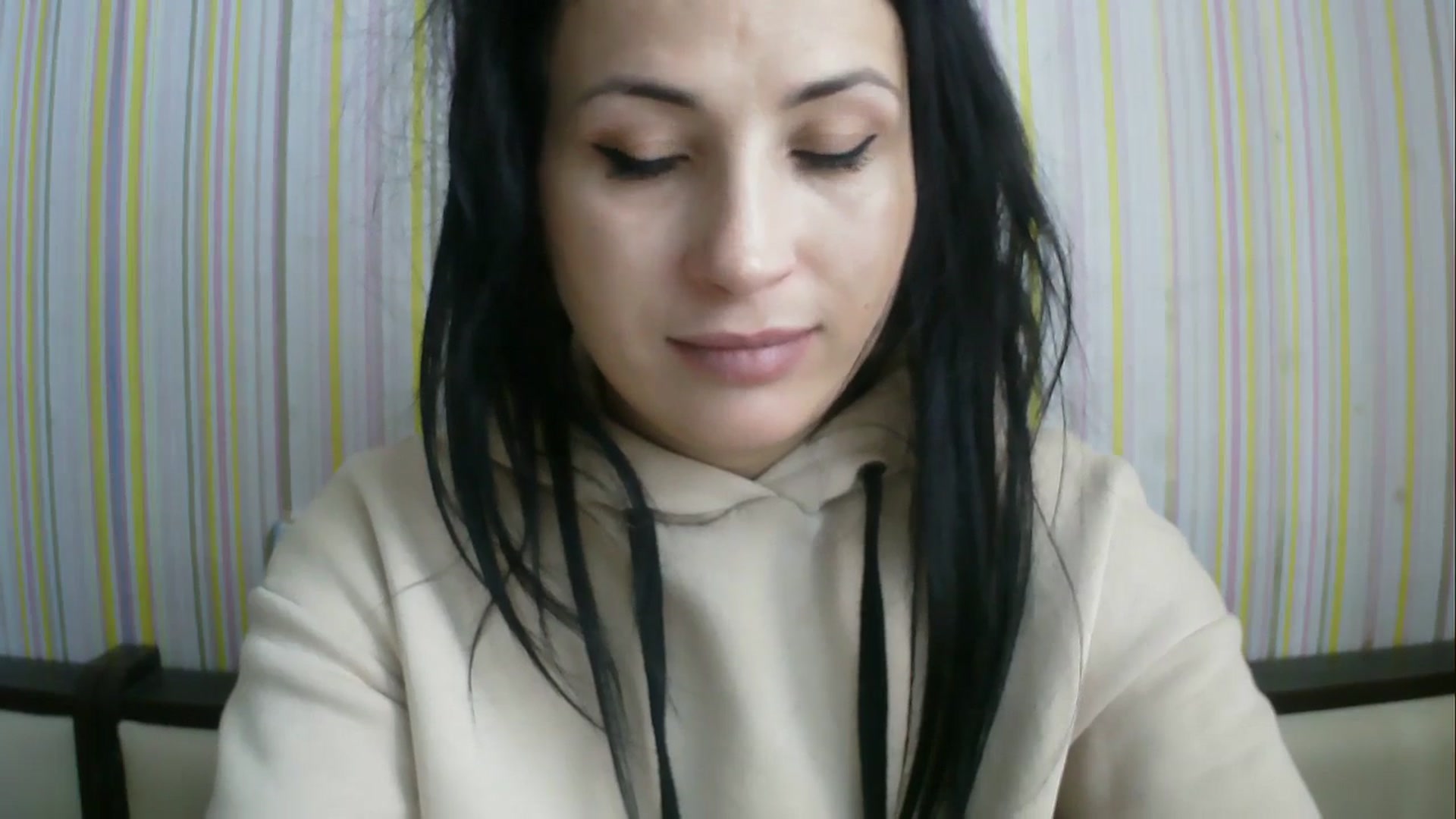 Gallery image thumbnail from SunShine90's myfreecams stream on, 02/04/2026, 12:13 image 3 of 20