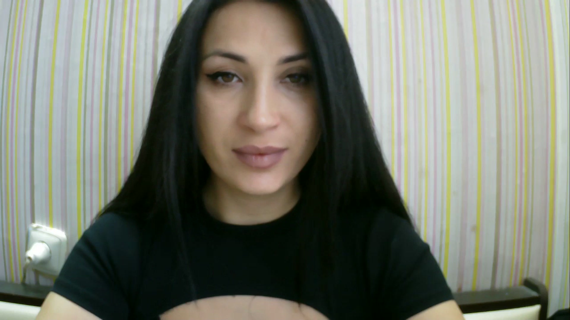 Gallery image thumbnail from SunShine90's myfreecams stream on, 02/08/2026, 12:00 image 2 of 20