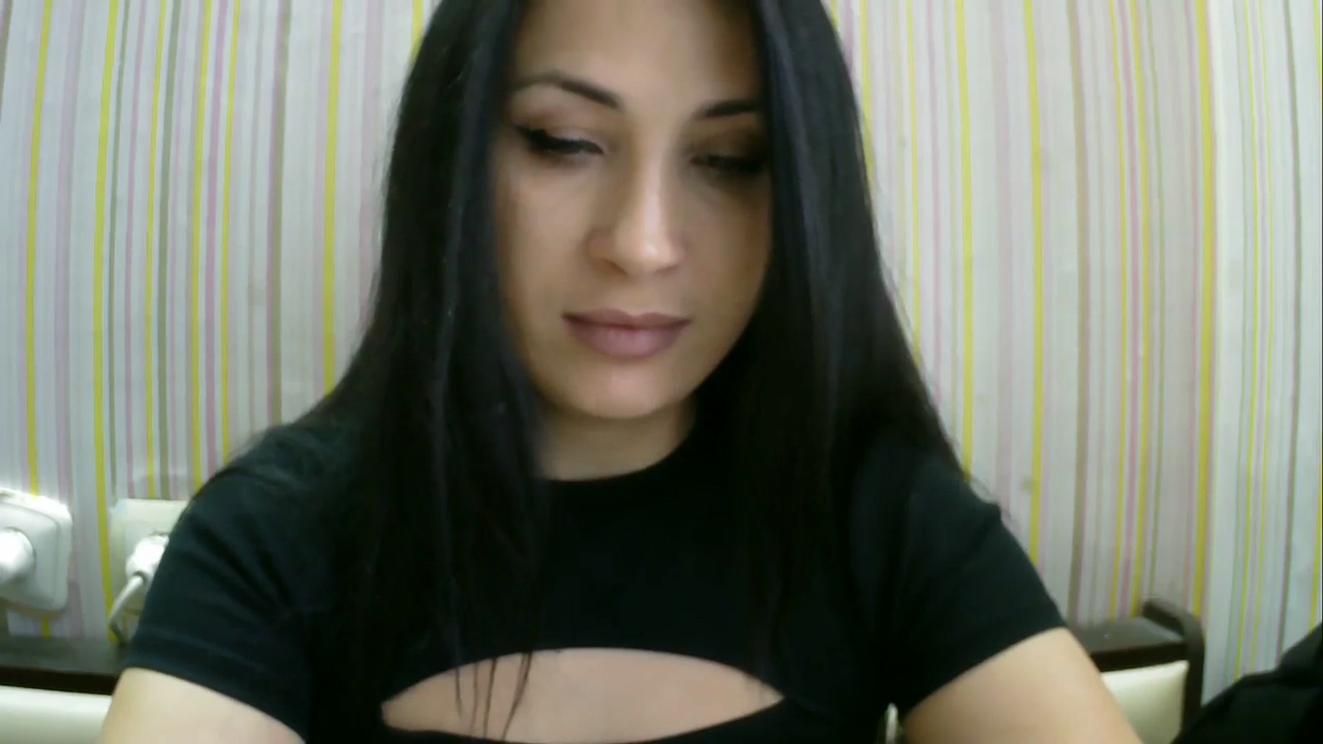 Gallery image thumbnail from SunShine90's myfreecams stream on, 02/08/2026, 12:00 image 12 of 20