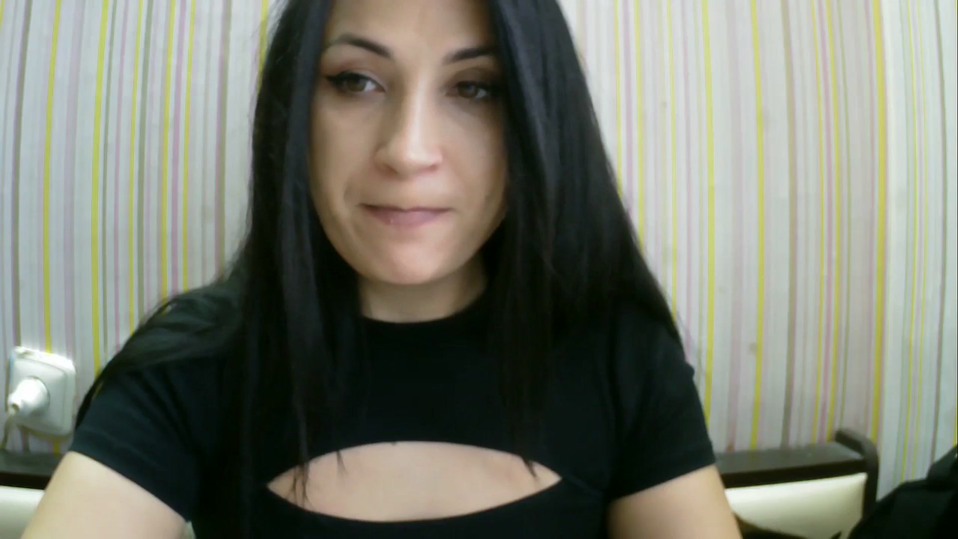 Gallery image thumbnail from SunShine90's myfreecams stream on, 02/08/2026, 12:00 image 6 of 20