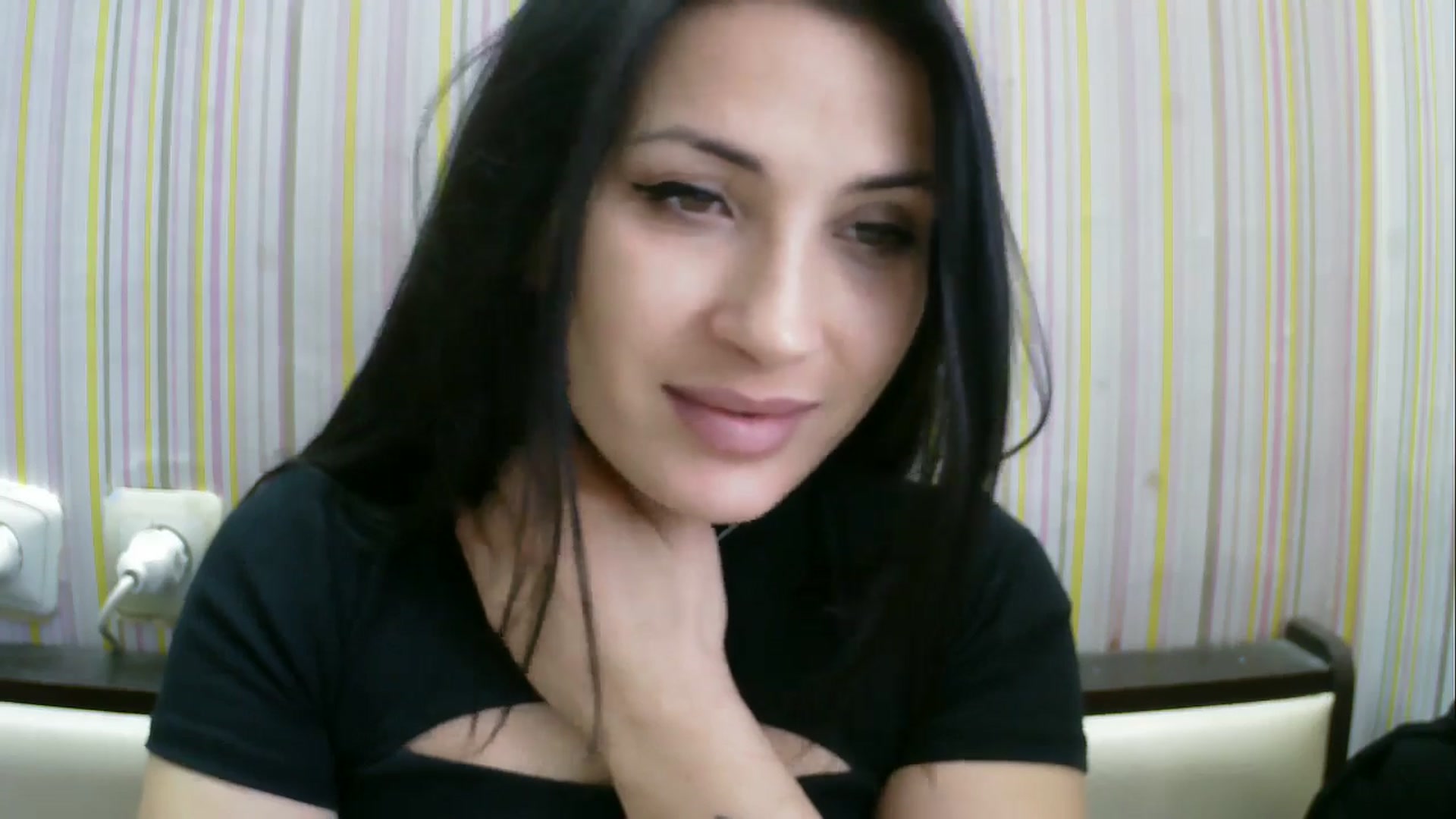 Gallery image thumbnail from SunShine90's myfreecams stream on, 02/08/2026, 13:05 image 7 of 20