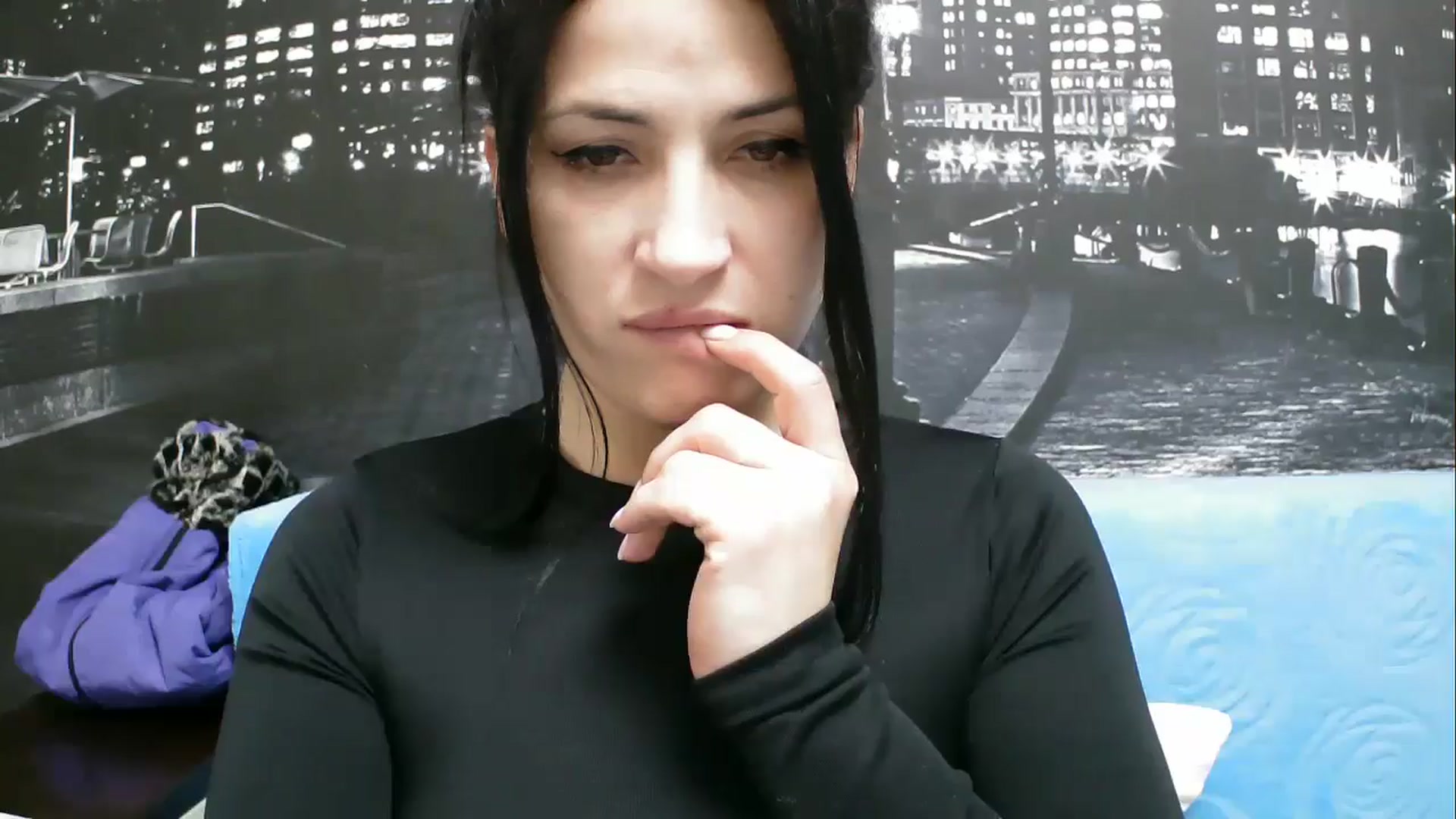 Gallery image thumbnail from SunShine90's myfreecams stream on, 02/15/2026, 18:10 image 17 of 20
