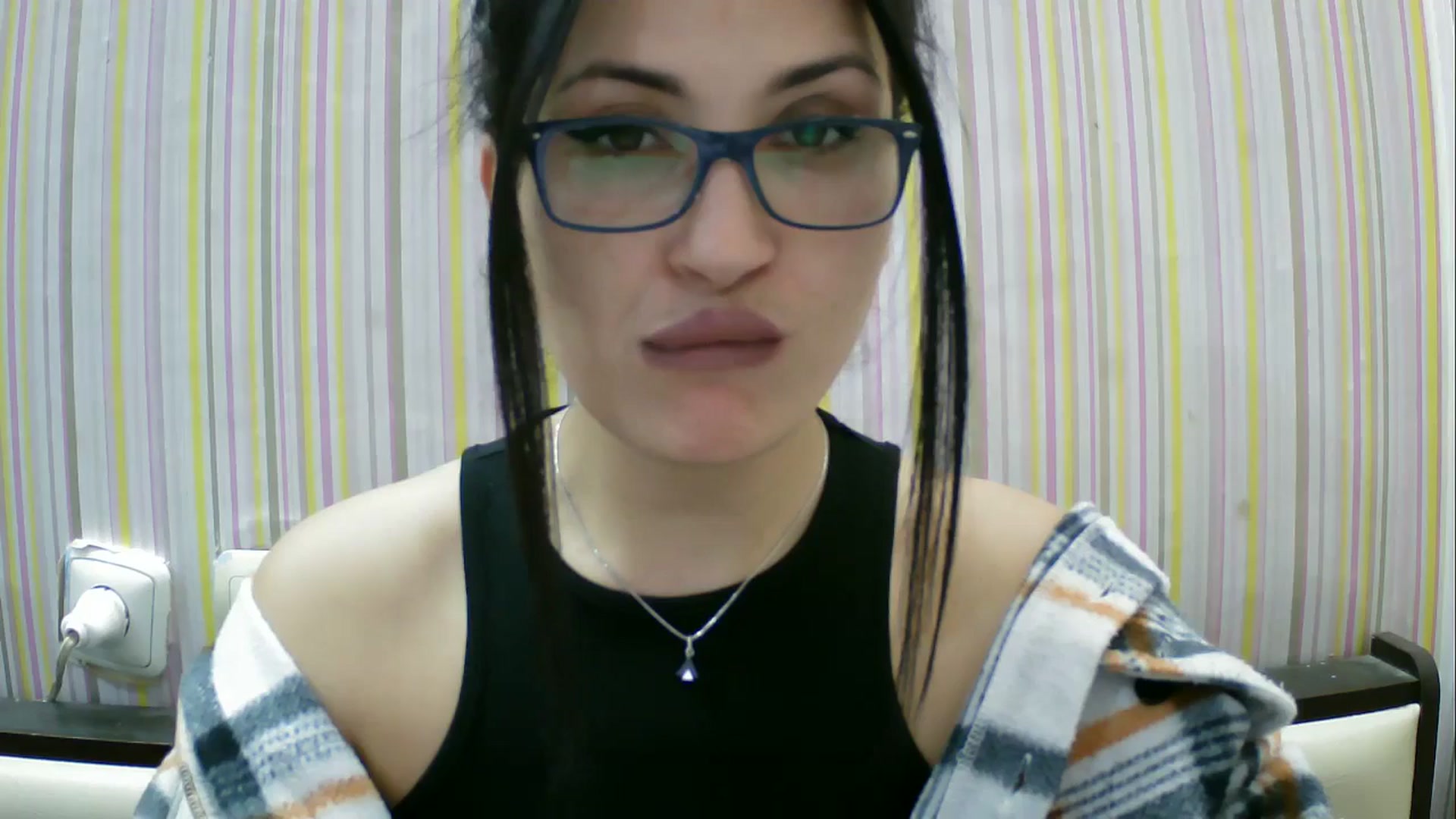 Gallery image thumbnail from SunShine90's myfreecams stream on, 02/18/2026, 11:27 image 18 of 20