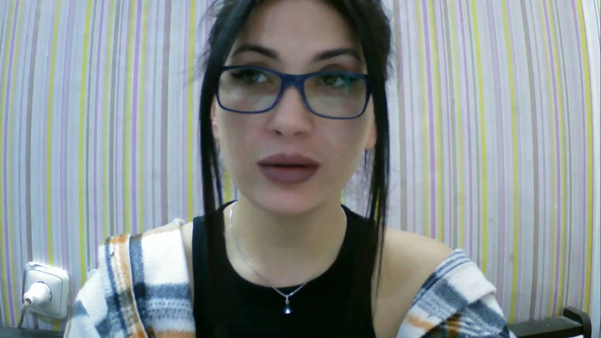 Gallery image thumbnail from SunShine90's myfreecams stream on, 02/18/2026, 11:27 image 9 of 20