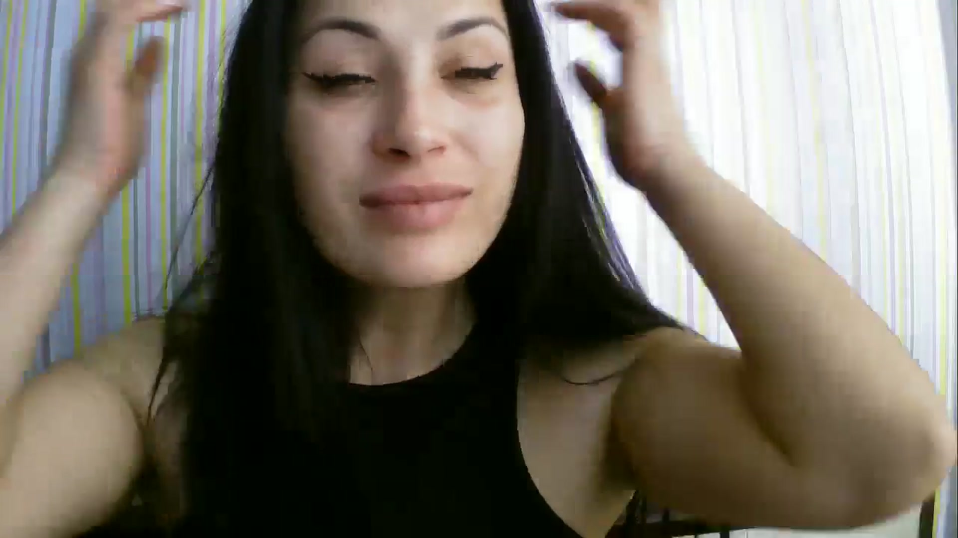 Gallery image thumbnail from SunShine90's myfreecams stream on, 03/08/2026, 13:40 image 15 of 20