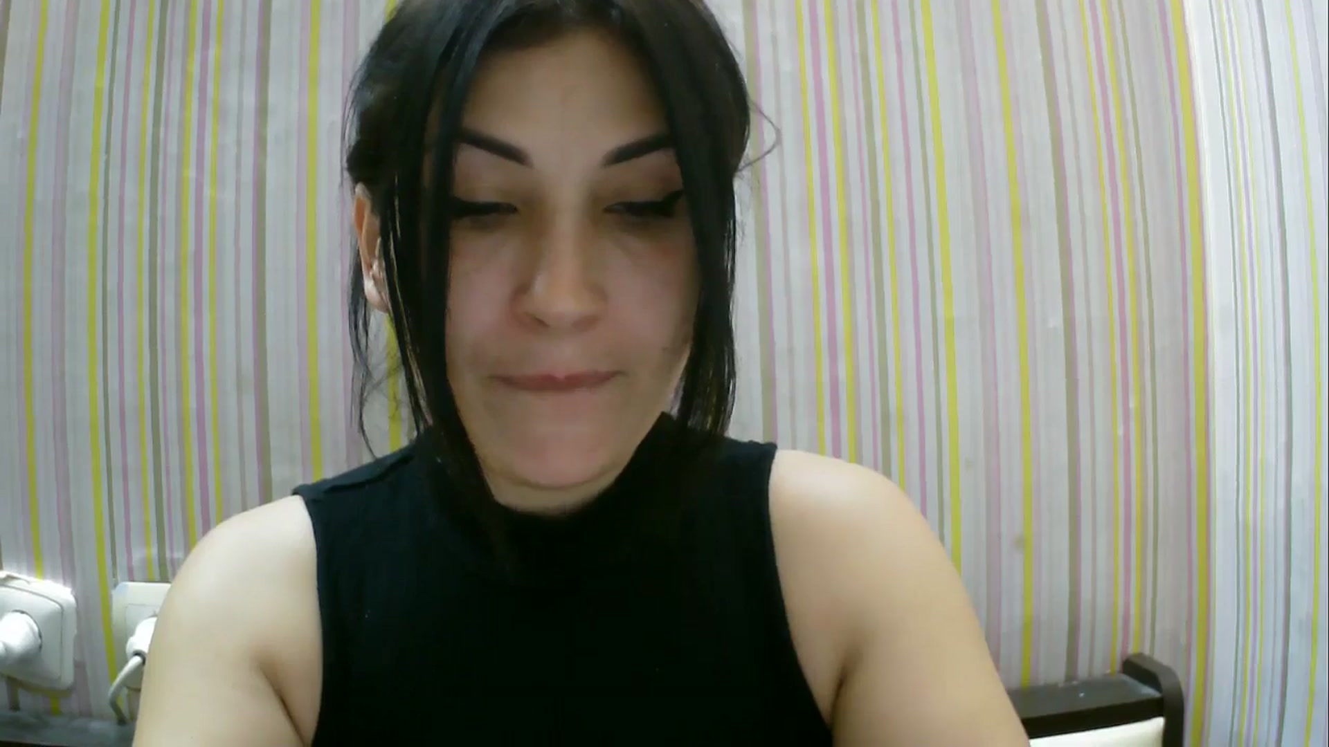 Gallery image thumbnail from SunShine90's myfreecams stream on, 03/30/2026, 15:59 image 9 of 20