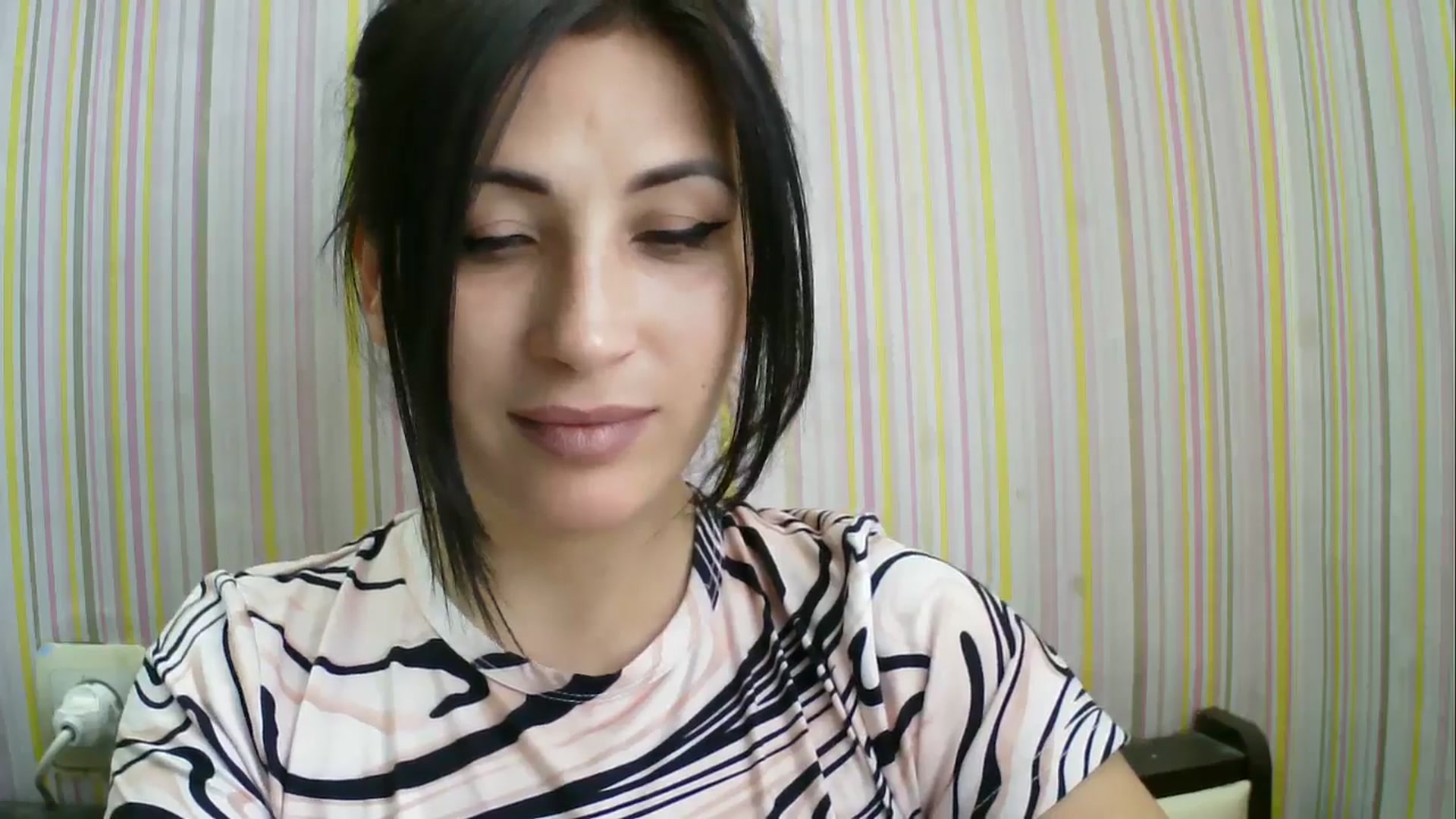 Gallery image thumbnail from SunShine90's myfreecams stream on, 04/03/2026, 10:26 image 13 of 20