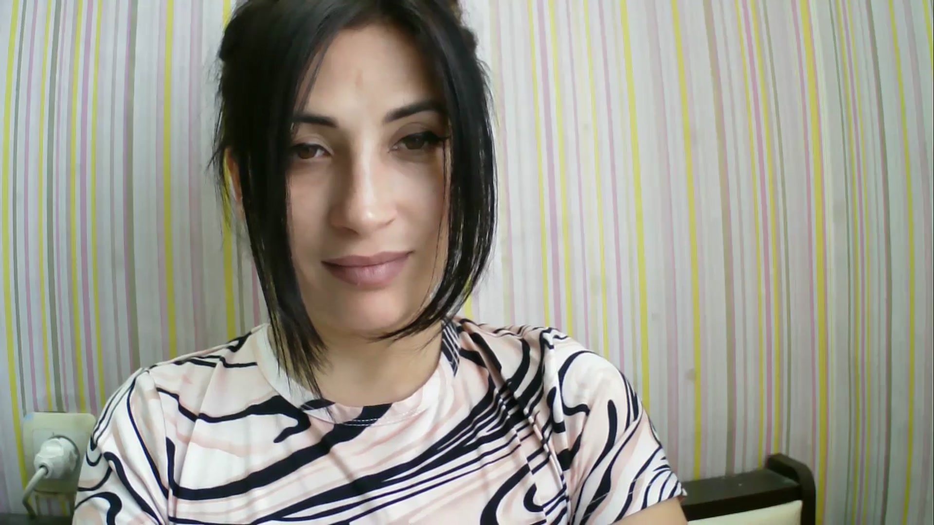 Gallery image thumbnail from SunShine90's myfreecams stream on, 04/03/2026, 10:26 image 19 of 20