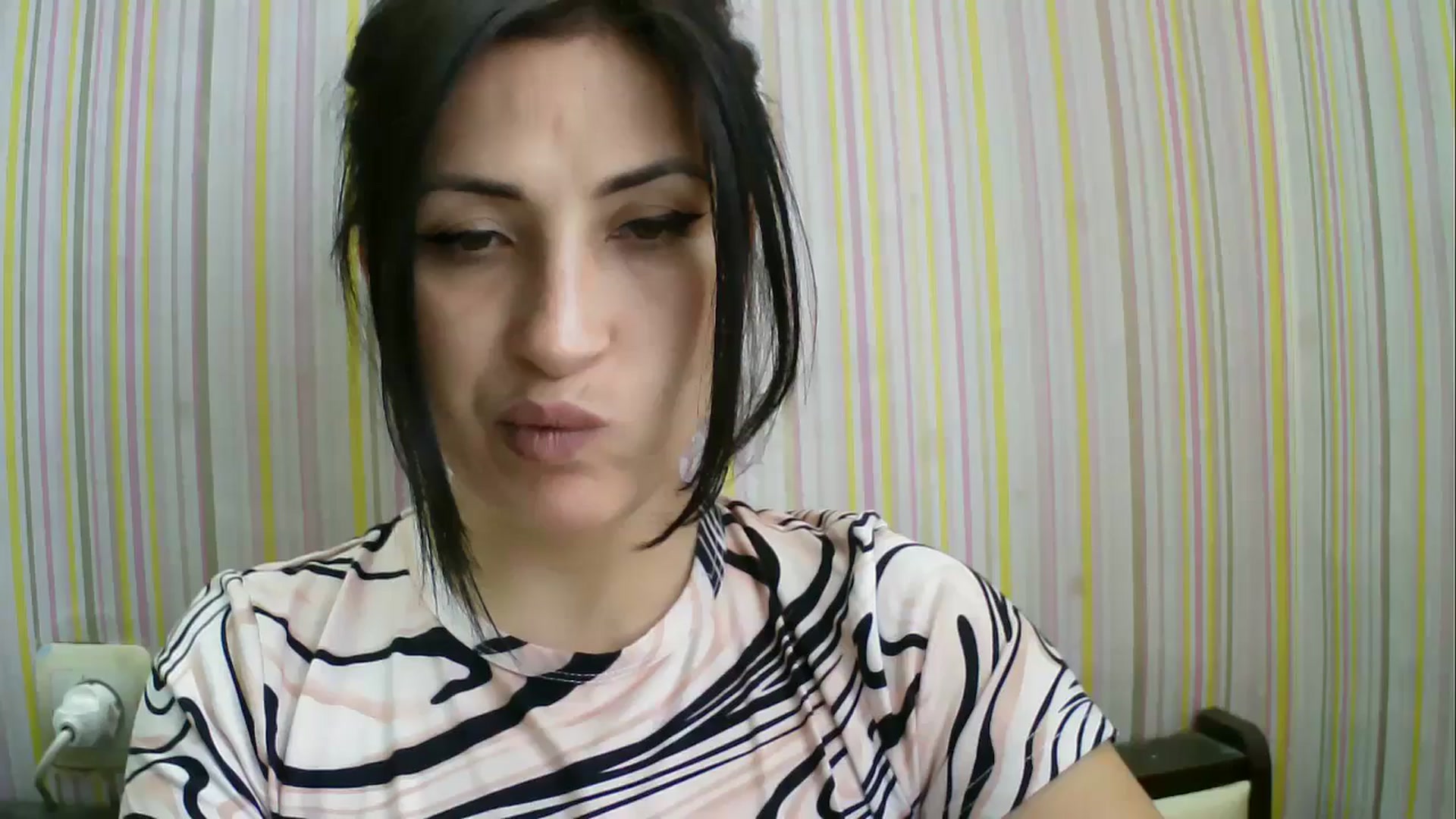 Gallery image thumbnail from SunShine90's myfreecams stream on, 04/03/2026, 10:26 image 3 of 20
