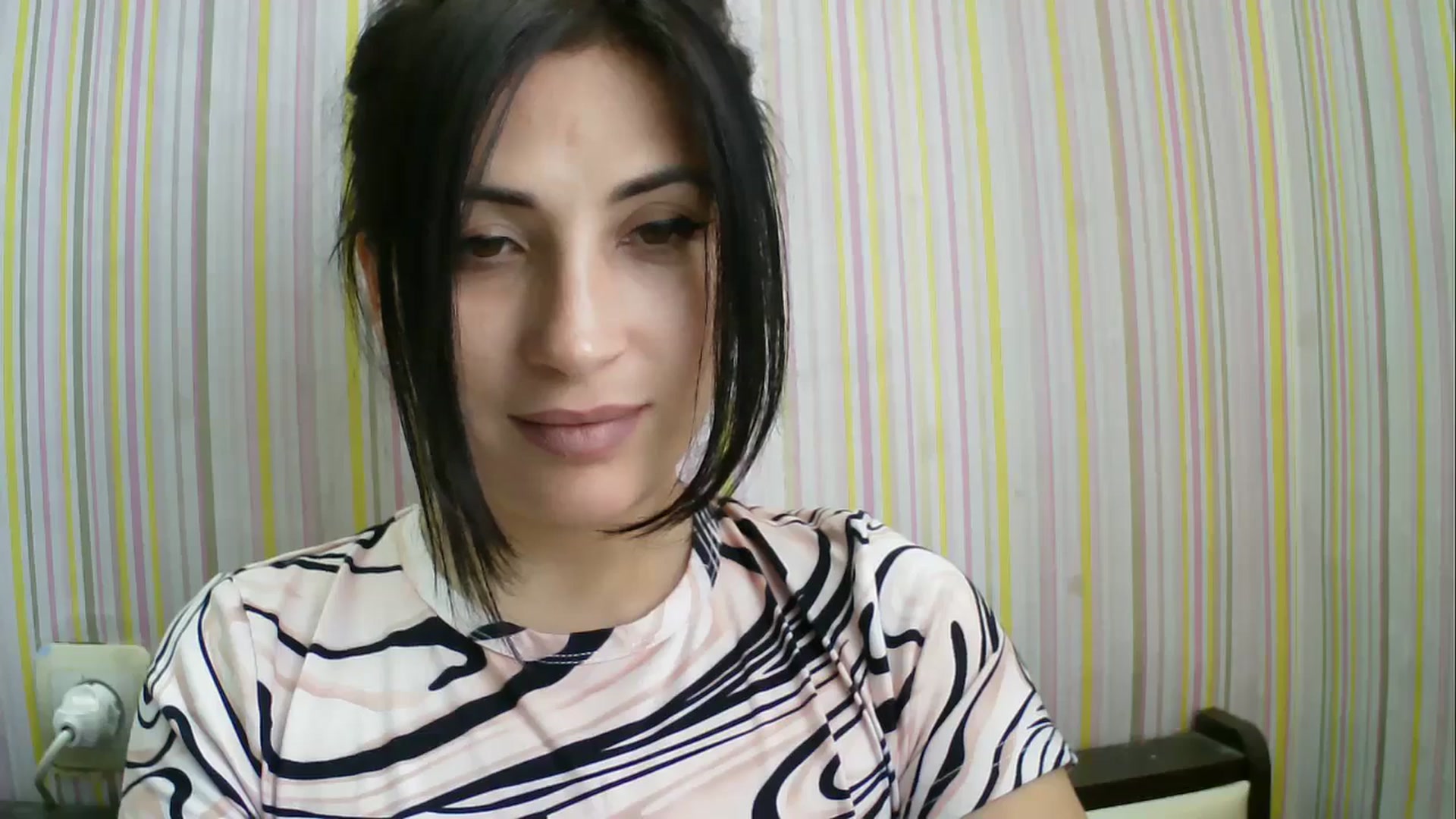 Gallery image thumbnail from SunShine90's myfreecams stream on, 04/03/2026, 10:26 image 17 of 20