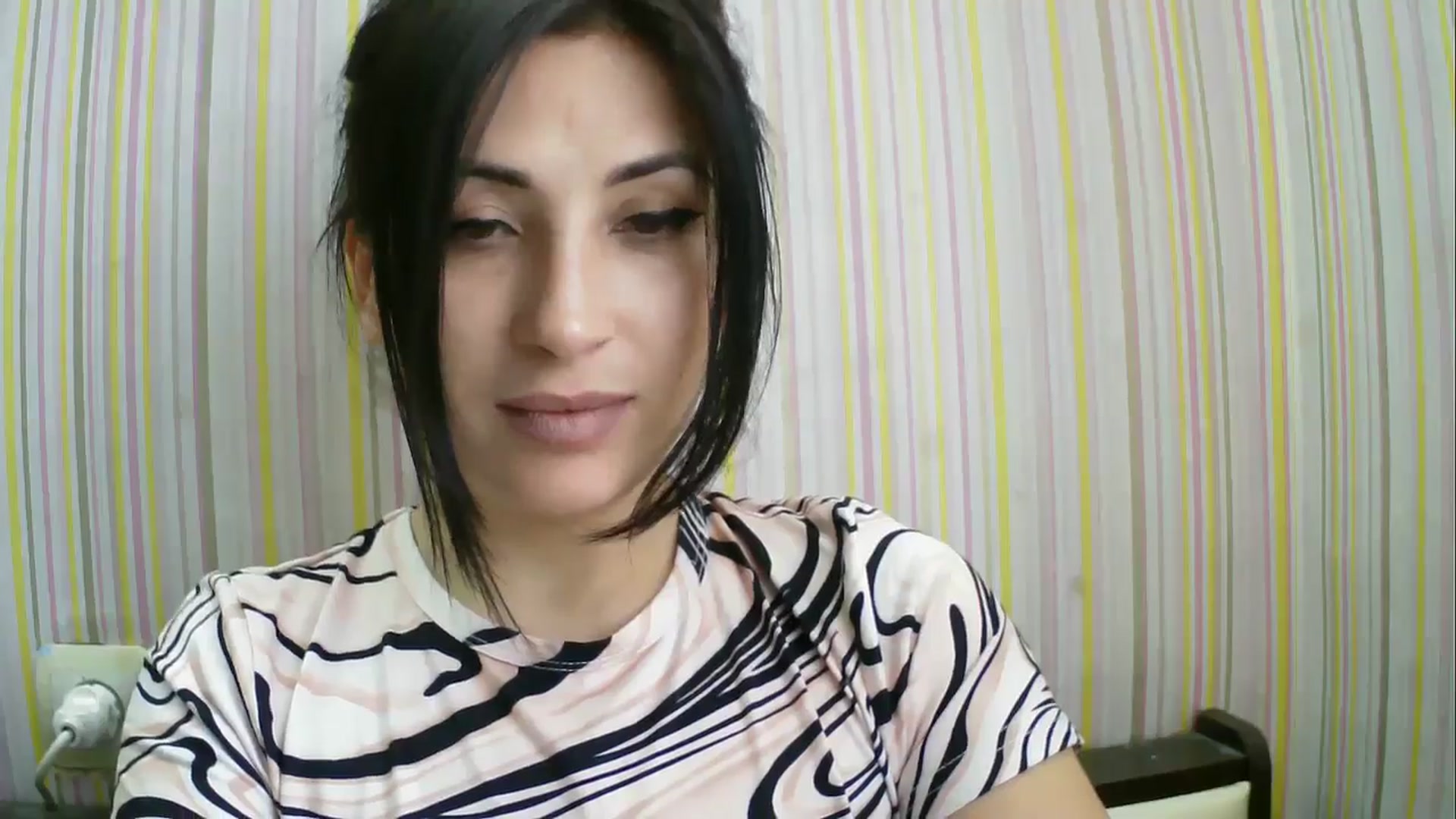 Gallery image thumbnail from SunShine90's myfreecams stream on, 04/03/2026, 10:26 image 12 of 20