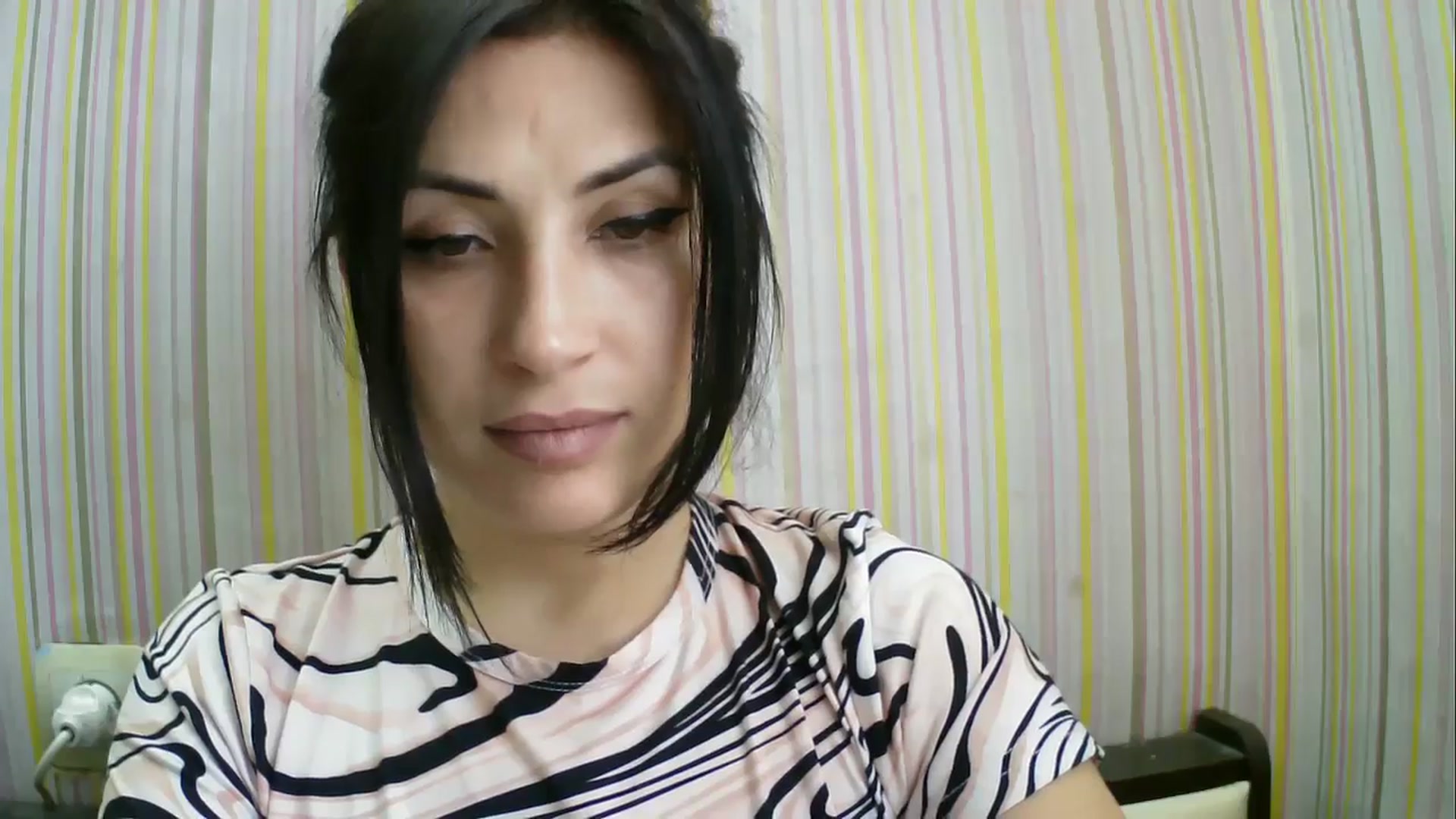 Gallery image thumbnail from SunShine90's myfreecams stream on, 04/03/2026, 10:26 image 8 of 20